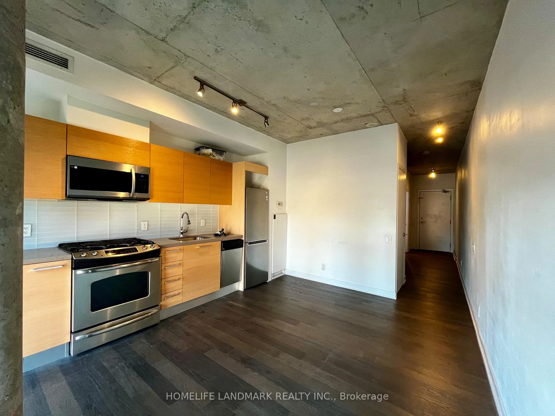 Photo of Unit 409, 318 King Street E