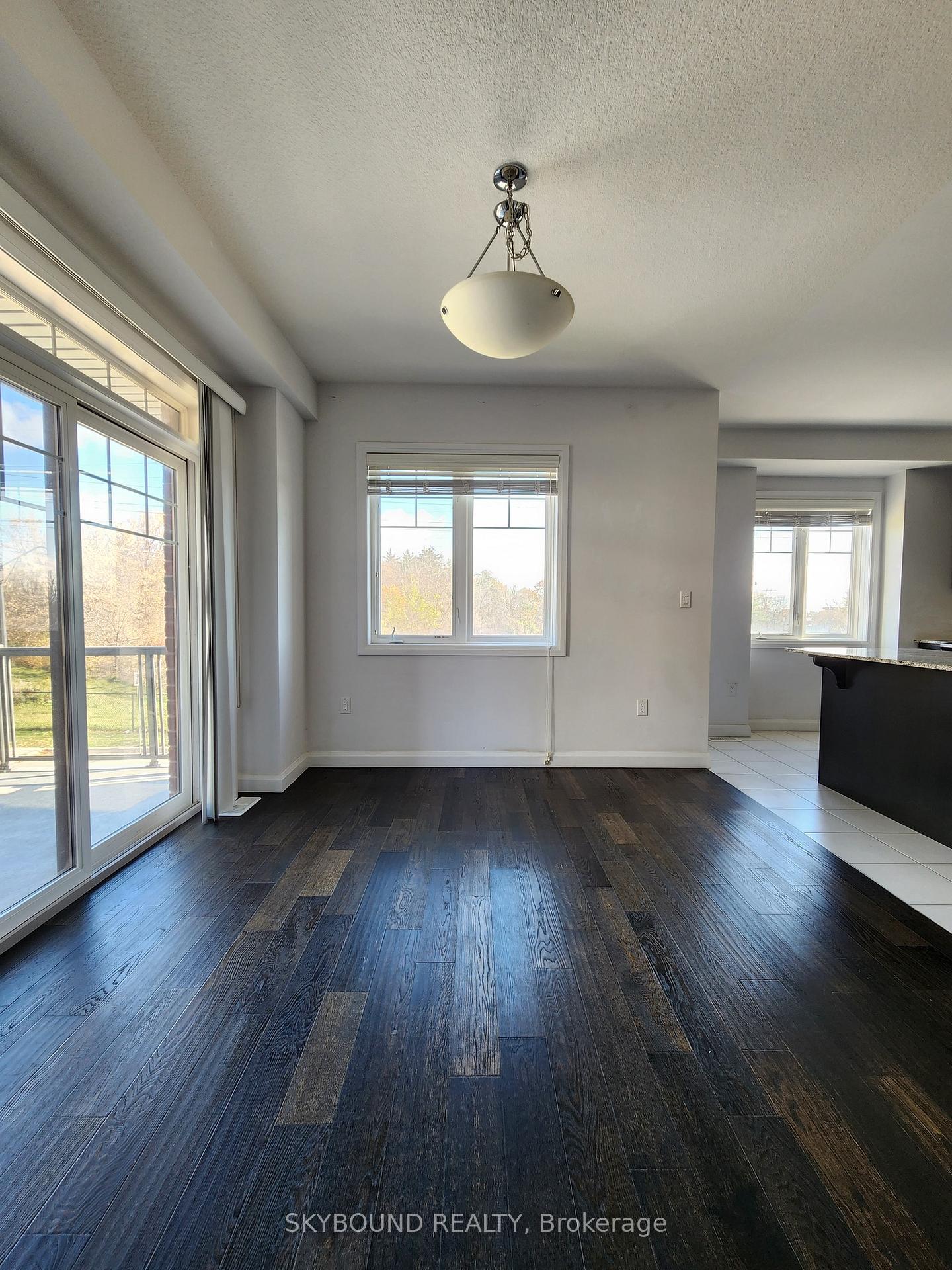 Photo 5 of Unit 60, 1169 Garner Road, Hamilton, Meadowlands — HOMEH