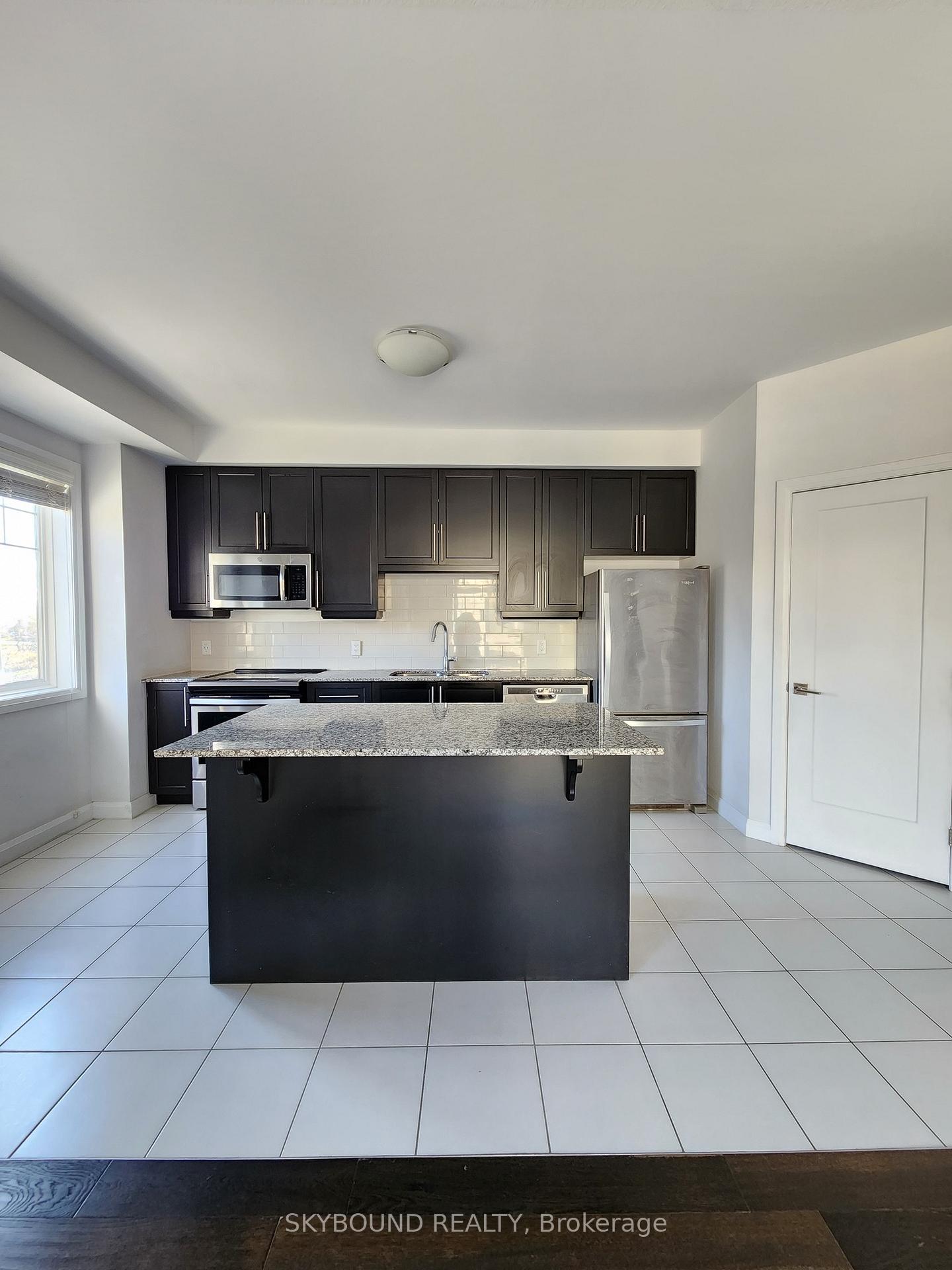 Photo 9 of Unit 60, 1169 Garner Road, Hamilton, Meadowlands — HOMEH