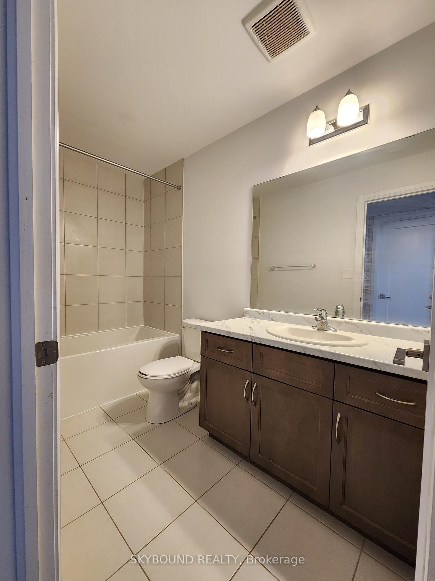 Photo 11 of Unit 60, 1169 Garner Road, Hamilton, Meadowlands — HOMEH