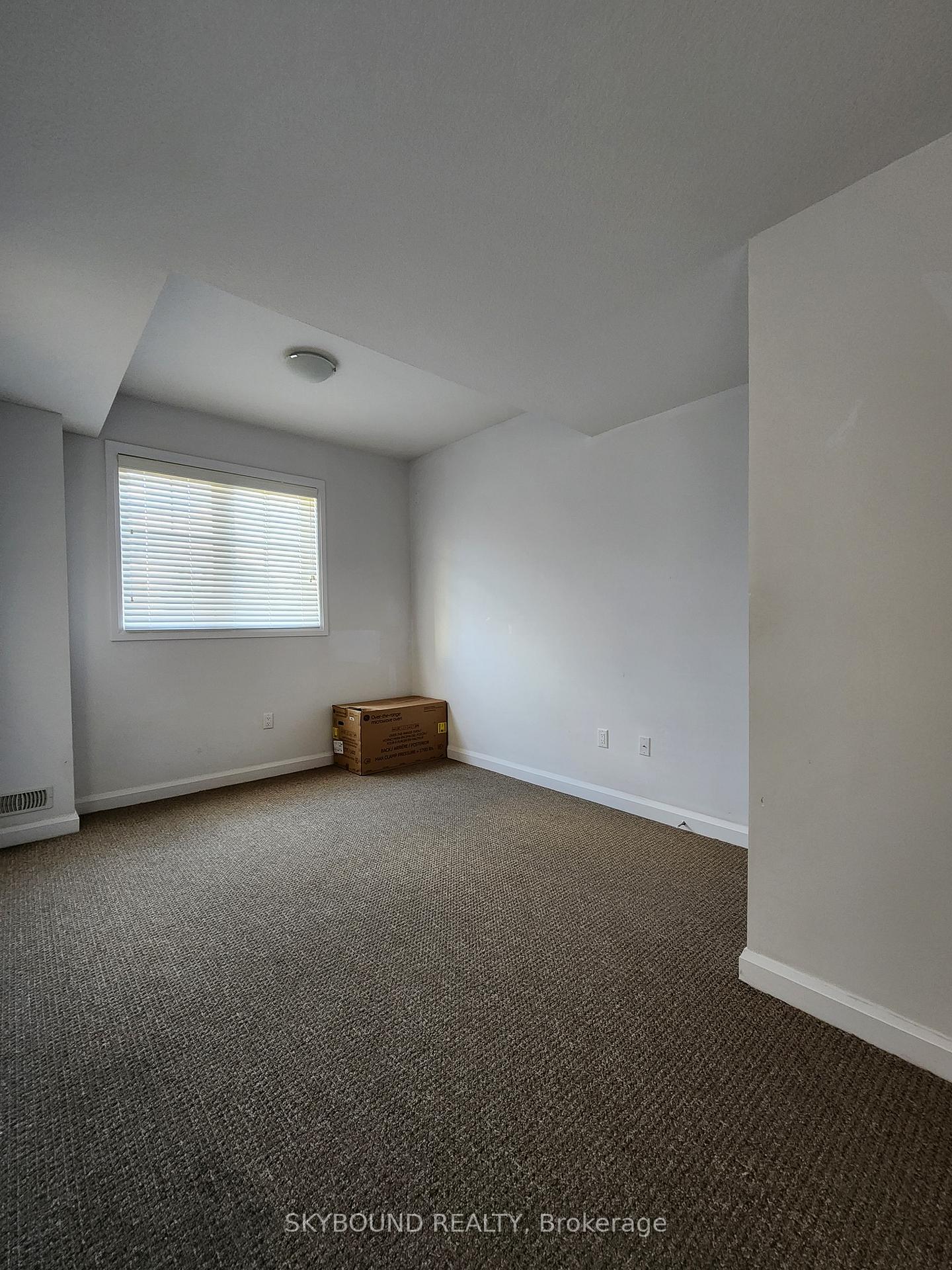 Photo 13 of Unit 60, 1169 Garner Road, Hamilton, Meadowlands — HOMEH