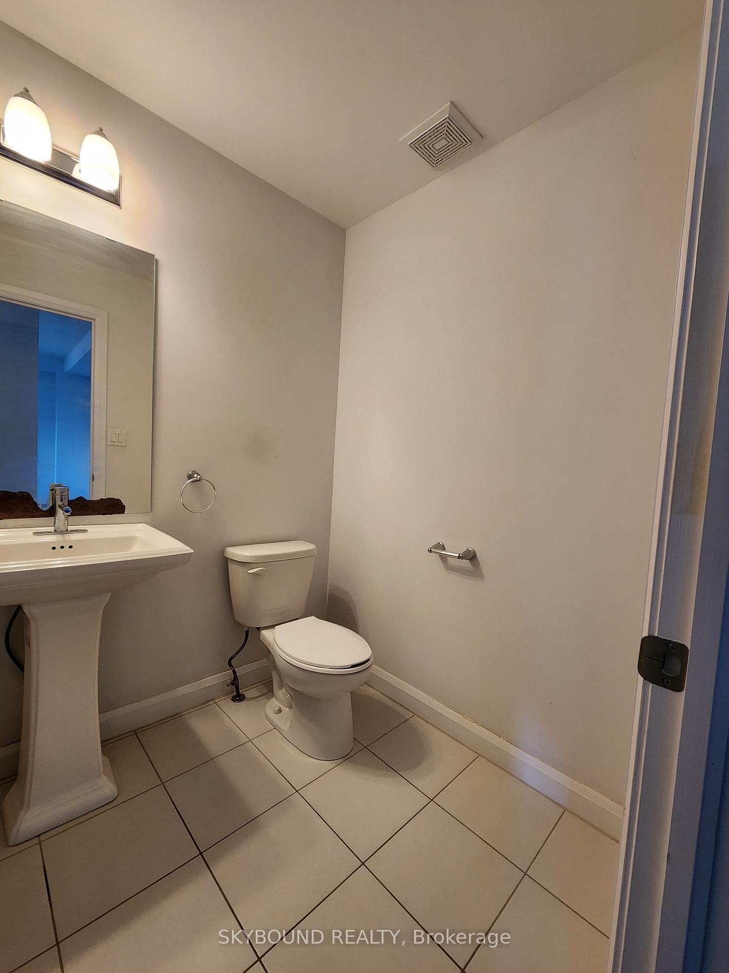 Photo 18 of Unit 60, 1169 Garner Road, Hamilton, Meadowlands — HOMEH