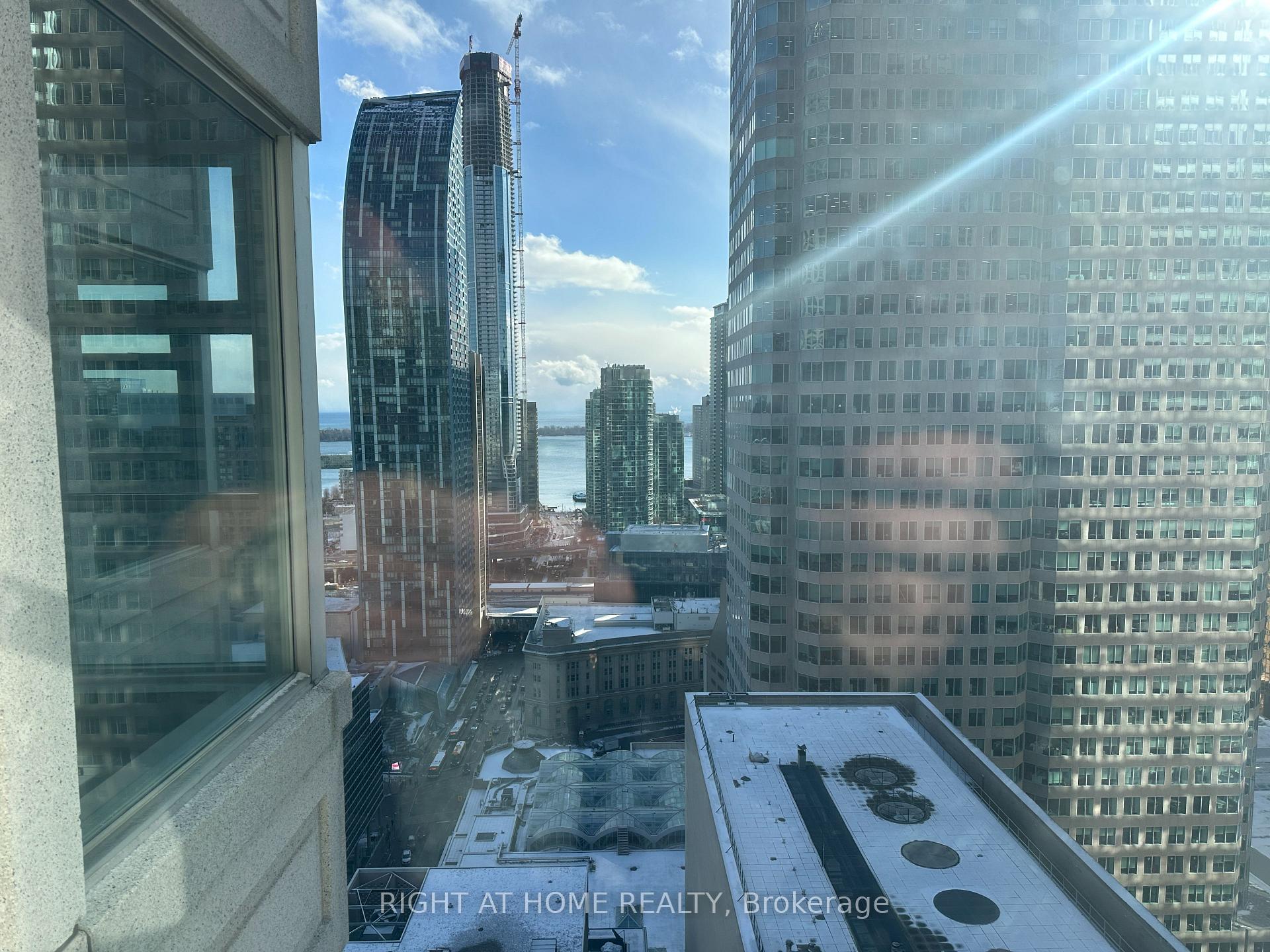 Photo 3 of Unit 2612, 1 King Street W, Toronto, Bay Street Corridor — HOMEH