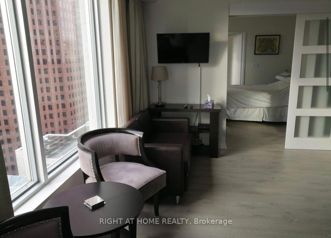 Photo 7 of Unit 2612, 1 King Street W, Toronto, Bay Street Corridor — HOMEH