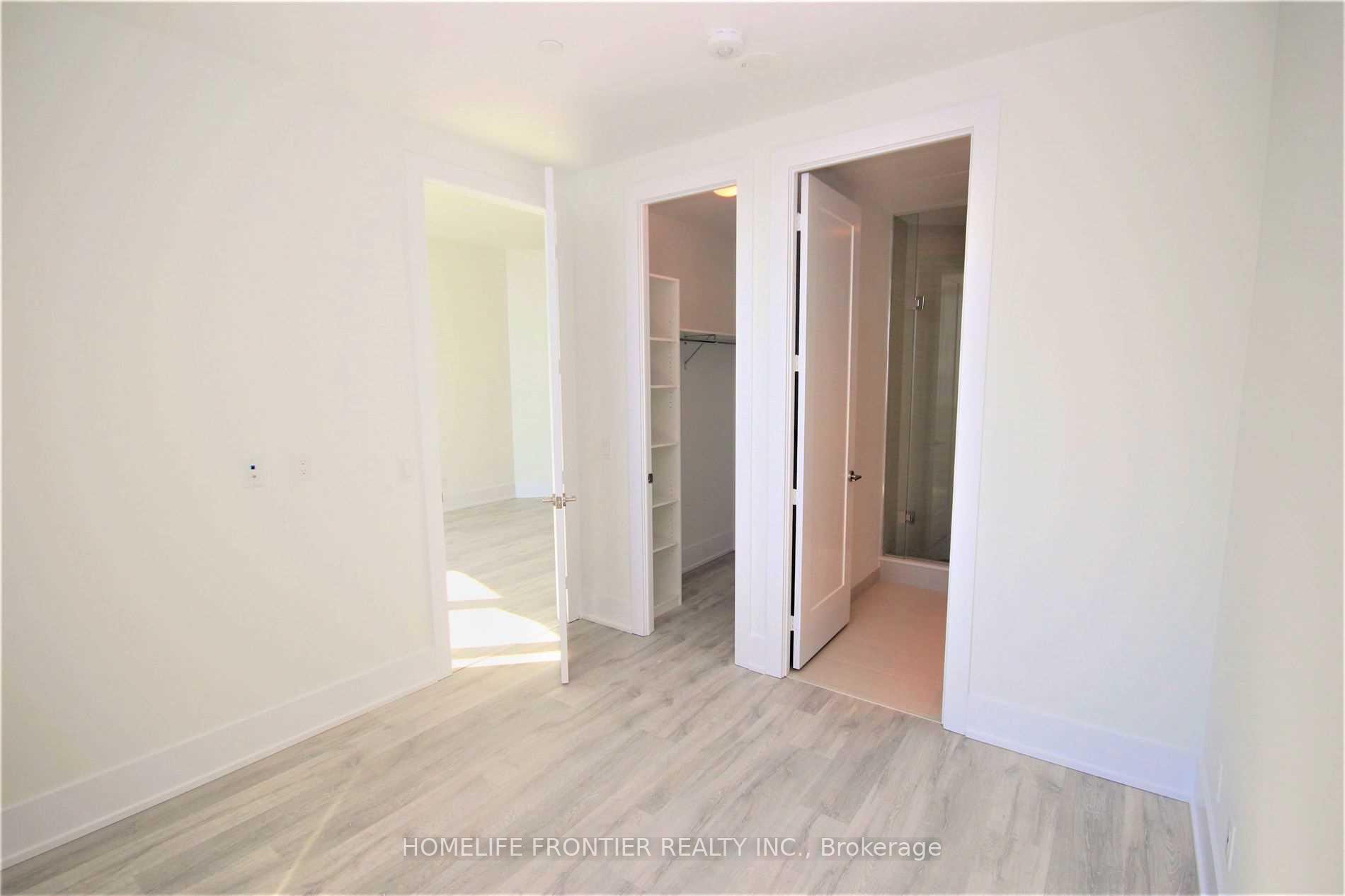 Photo 14 of Unit 912, 1 Edgewater Drive, Toronto, Waterfront Communities — HOMEH