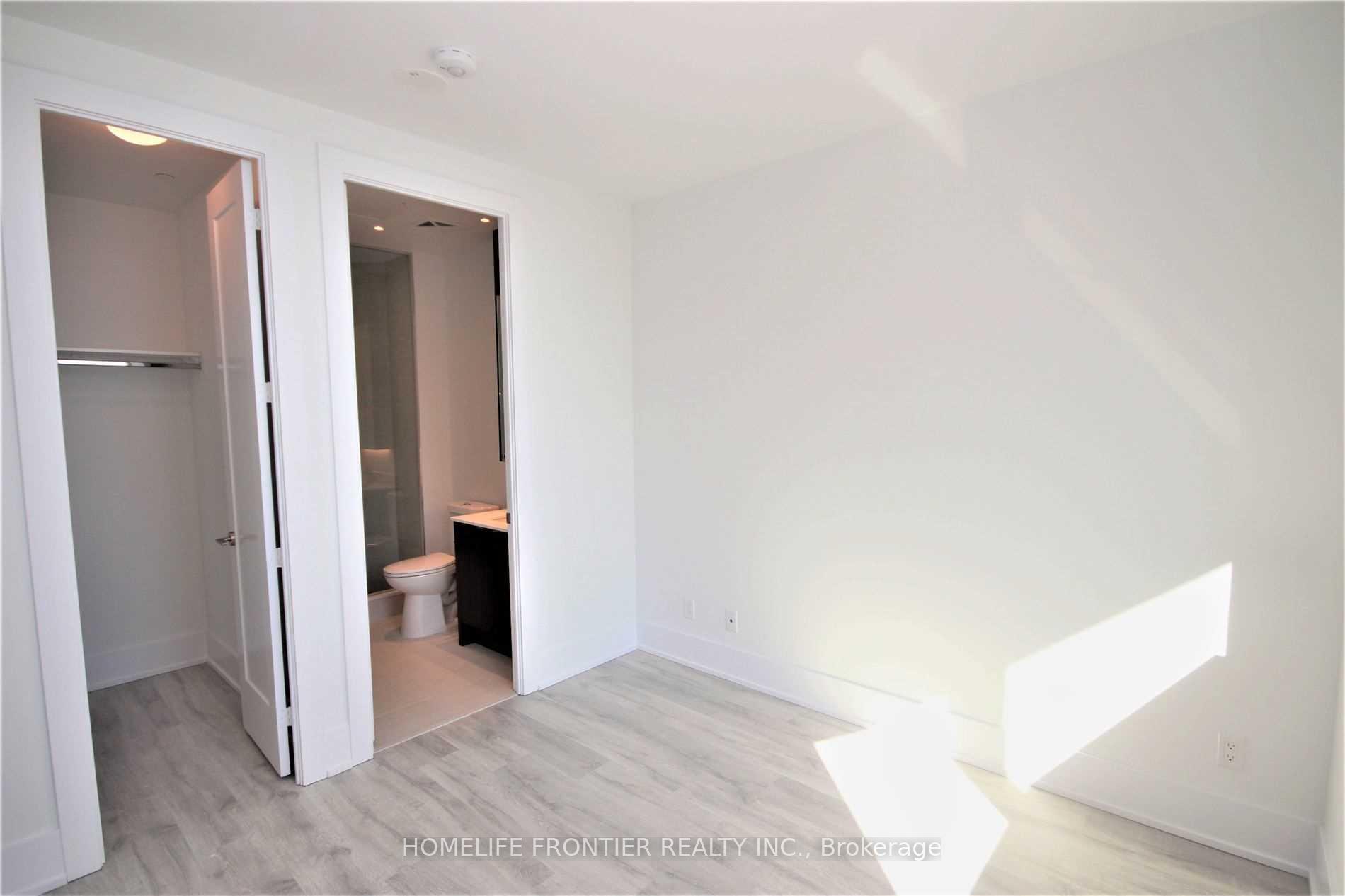 Photo 15 of Unit 912, 1 Edgewater Drive, Toronto, Waterfront Communities — HOMEH