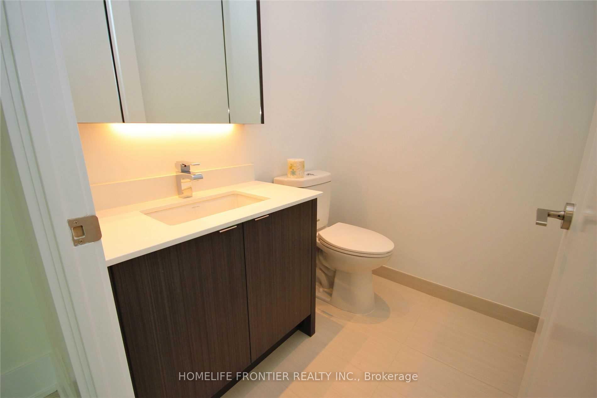 Photo 17 of Unit 912, 1 Edgewater Drive, Toronto, Waterfront Communities — HOMEH