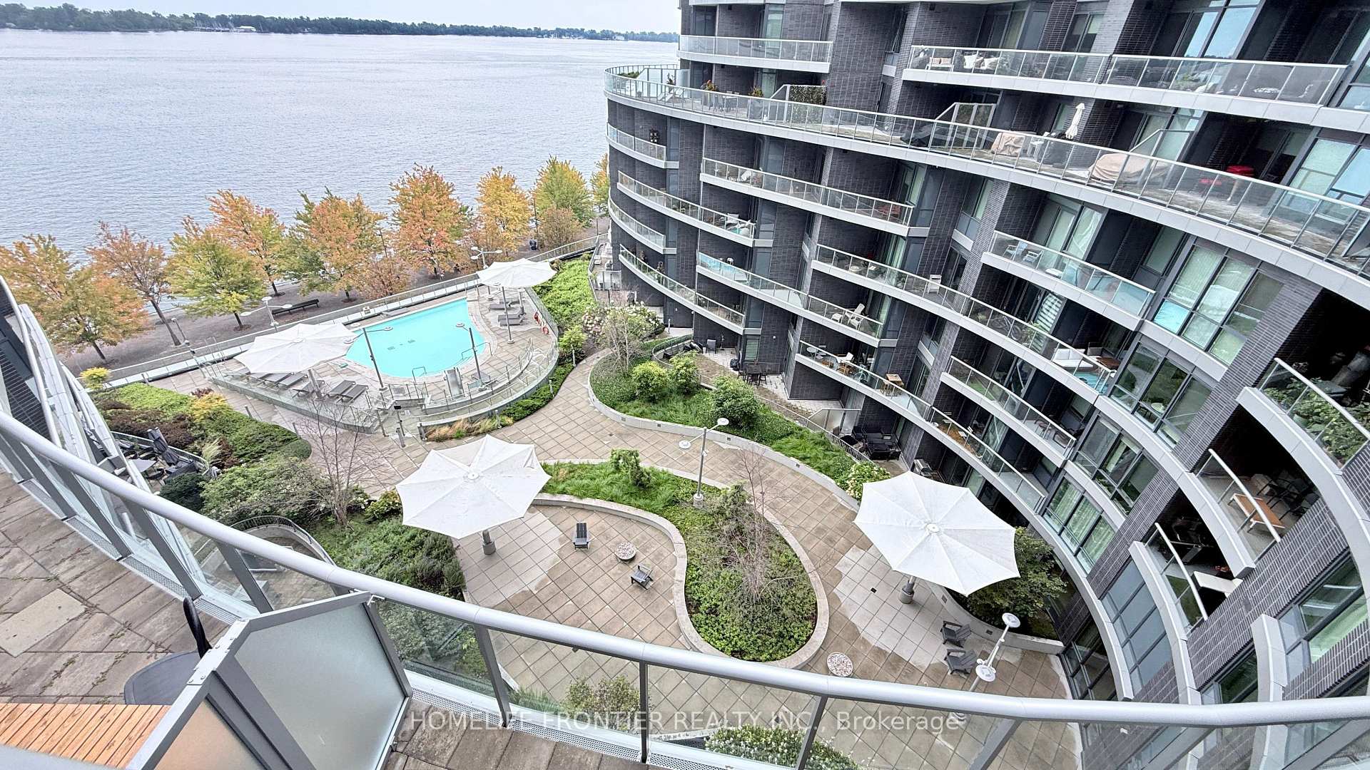 Photo 18 of Unit 912, 1 Edgewater Drive, Toronto, Waterfront Communities — HOMEH