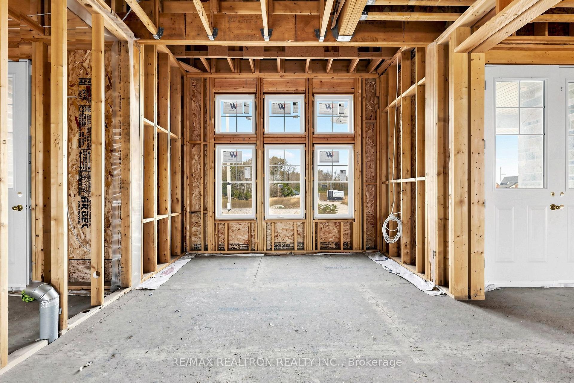 Photo 5 of 4 Bay Vista Gate, Quinte West, Murray Ward — HOMEH