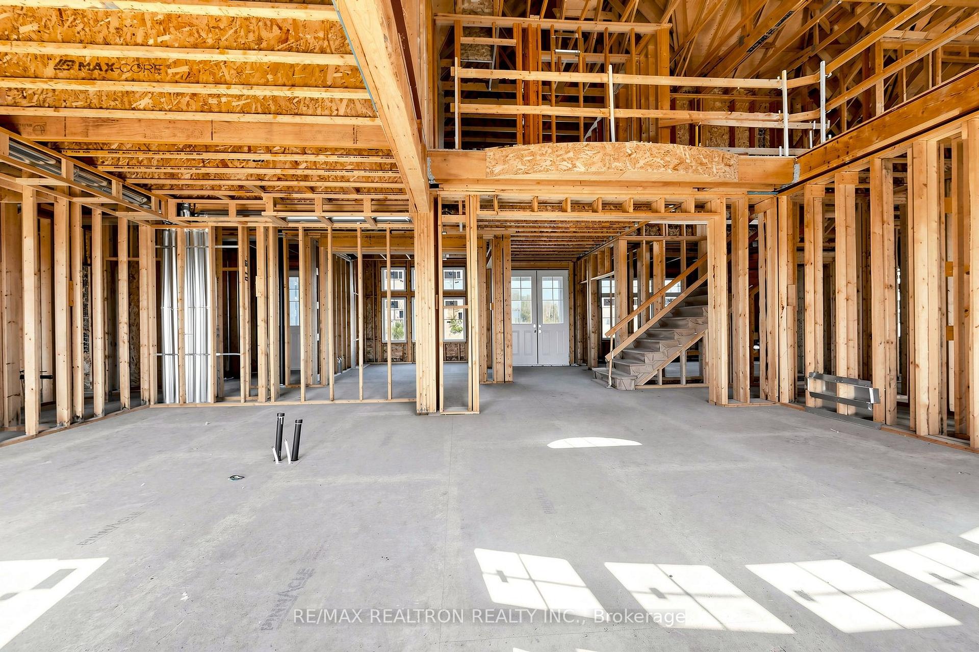 Photo 21 of 4 Bay Vista Gate, Quinte West, Murray Ward — HOMEH