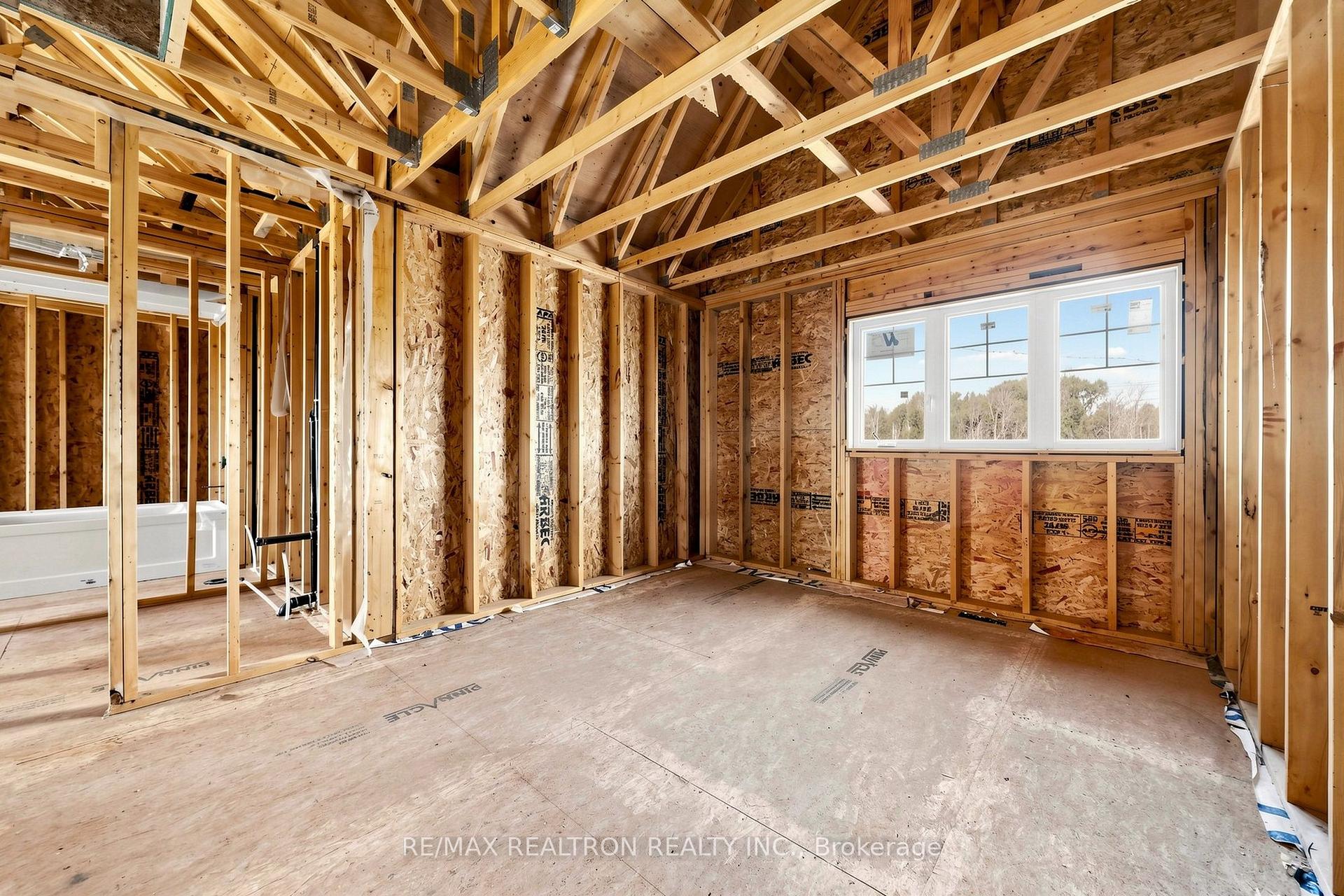 Photo 33 of 4 Bay Vista Gate, Quinte West, Murray Ward — HOMEH