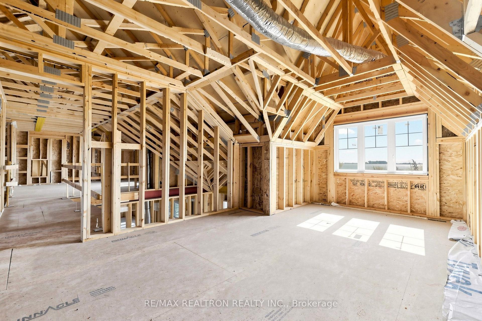 Photo 37 of 4 Bay Vista Gate, Quinte West, Murray Ward — HOMEH