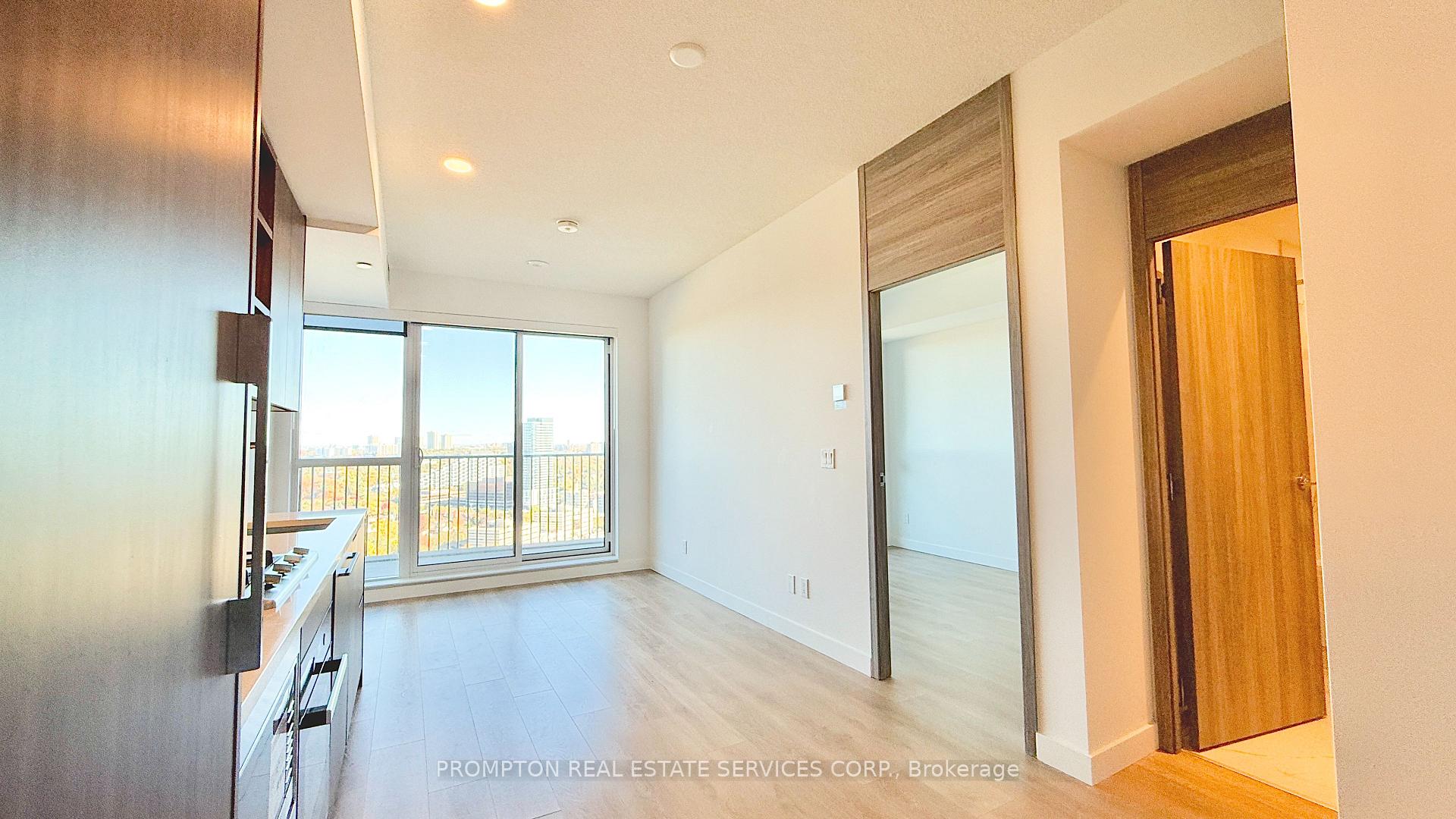 Photo 5 of Unit 2208, 18 Esther Shiner Drive, North York, Bayview Village — HOMEH
