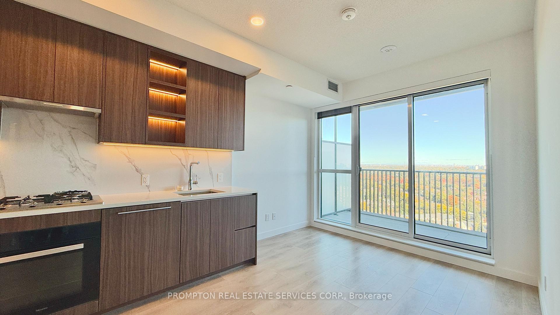 Photo 6 of Unit 2208, 18 Esther Shiner Drive, North York, Bayview Village — HOMEH