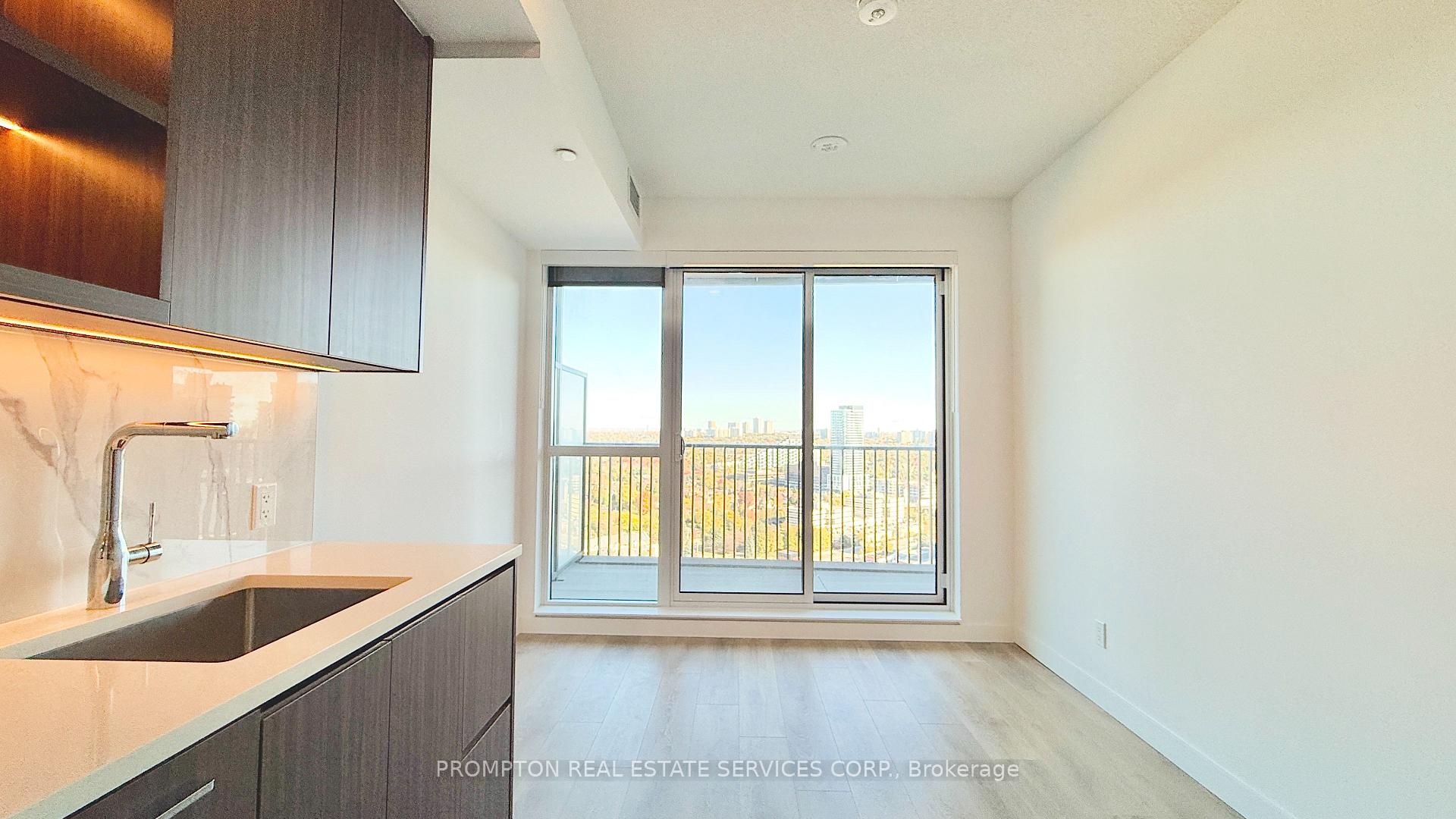 Photo 8 of Unit 2208, 18 Esther Shiner Drive, North York, Bayview Village — HOMEH