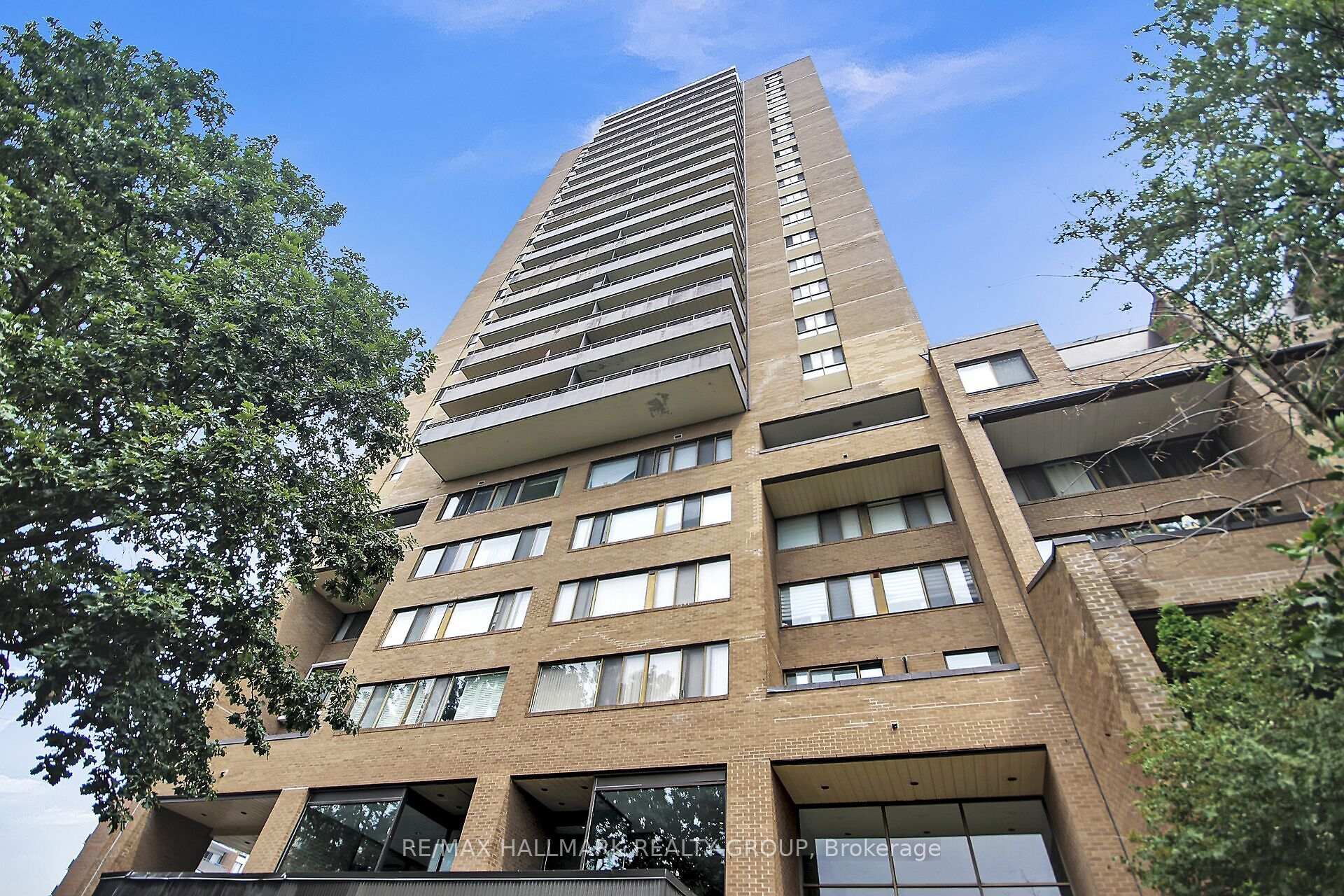 Photo of Unit 1503, 505 St Laurent Boulevard