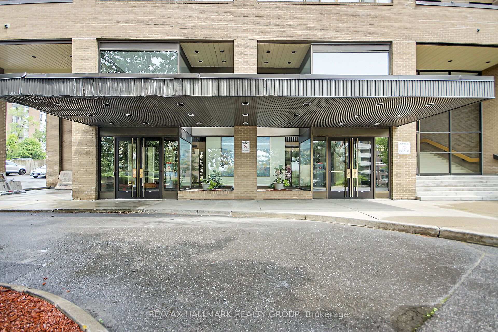 Photo 2 of Unit 1503, 505 St Laurent Boulevard, Ottawa, Viscount Alexander Park — HOMEH