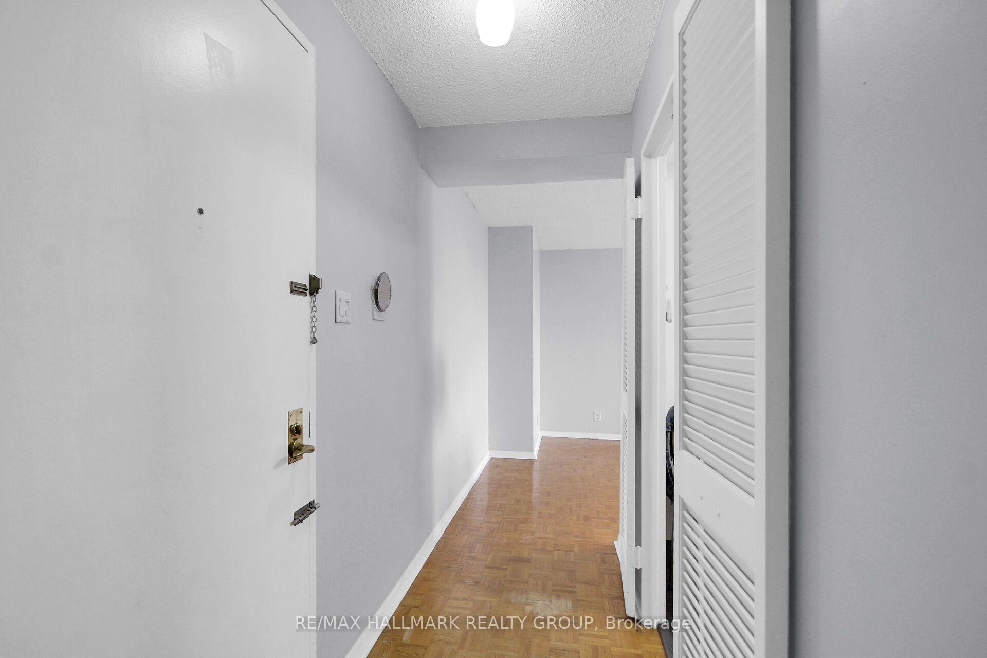 Photo 6 of Unit 1503, 505 St Laurent Boulevard, Ottawa, Viscount Alexander Park — HOMEH