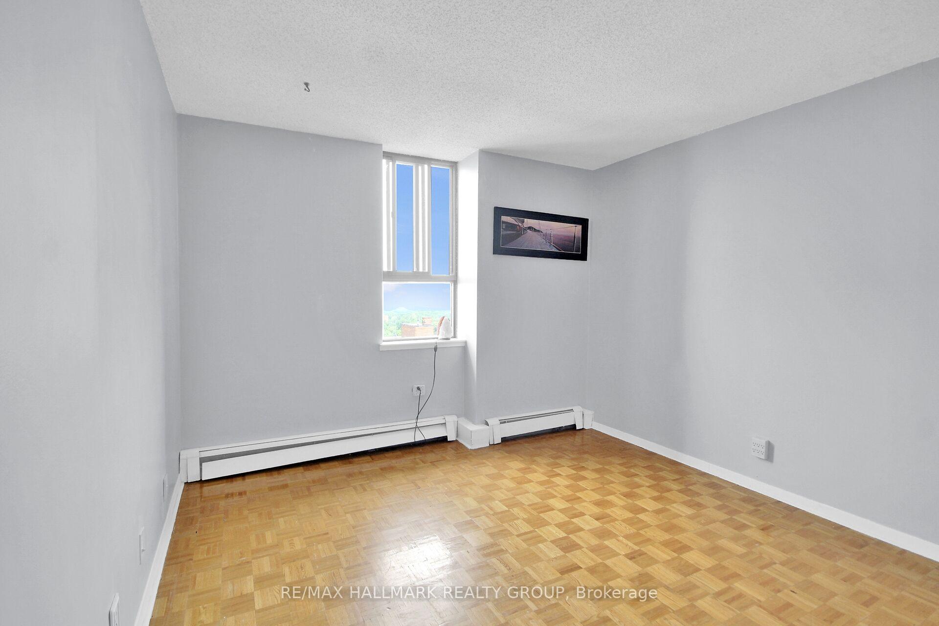 Photo 14 of Unit 1503, 505 St Laurent Boulevard, Ottawa, Viscount Alexander Park — HOMEH