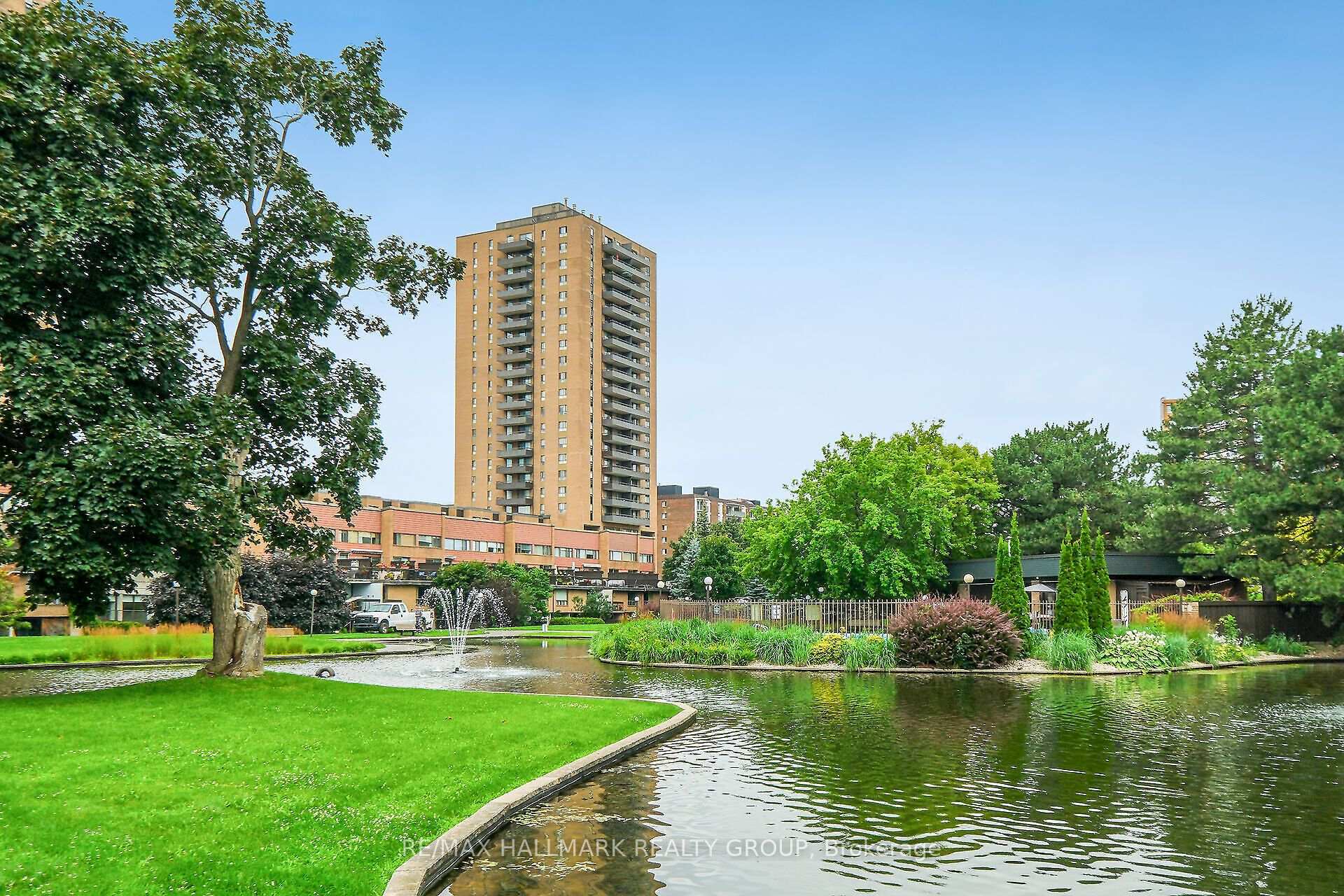 Photo 36 of Unit 1503, 505 St Laurent Boulevard, Ottawa, Viscount Alexander Park — HOMEH