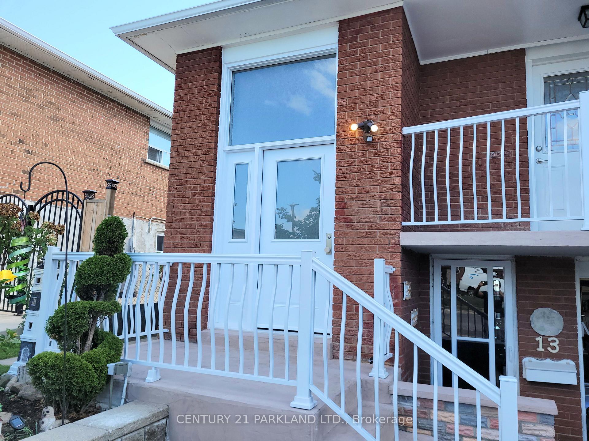 Photo 1 of 13 Tolton Drive, Brampton, Brampton North — HOMEH