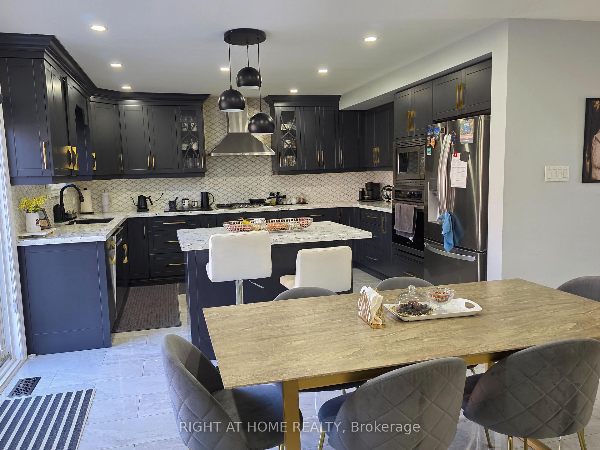 Photo 6 of 16 Griffiths Drive, Ajax, Central West — HOMEH