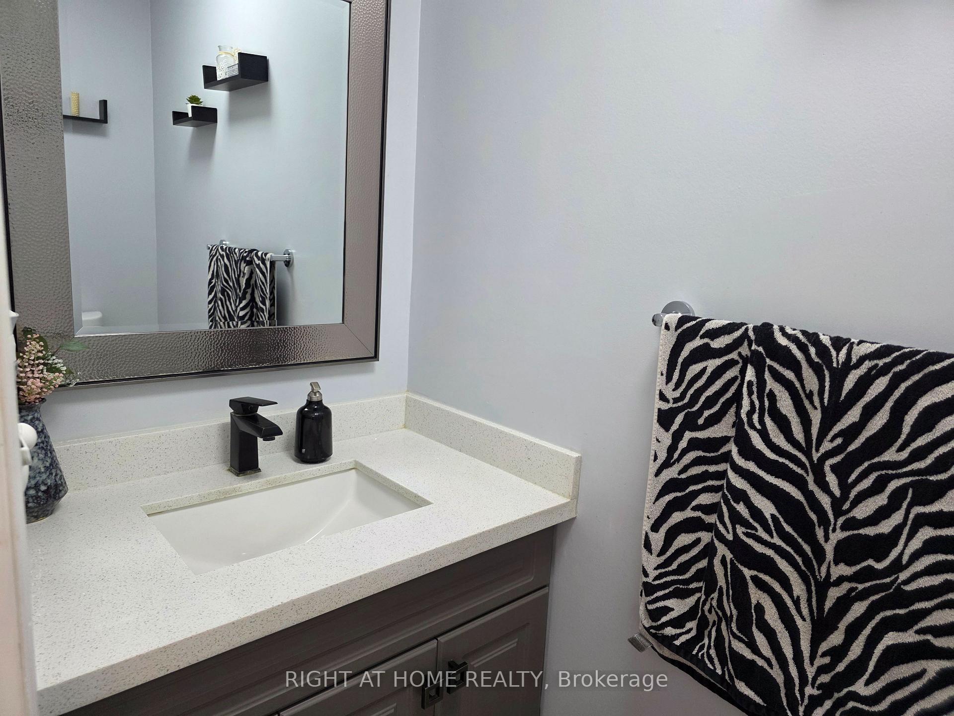 Photo 25 of 16 Griffiths Drive, Ajax, Central West — HOMEH
