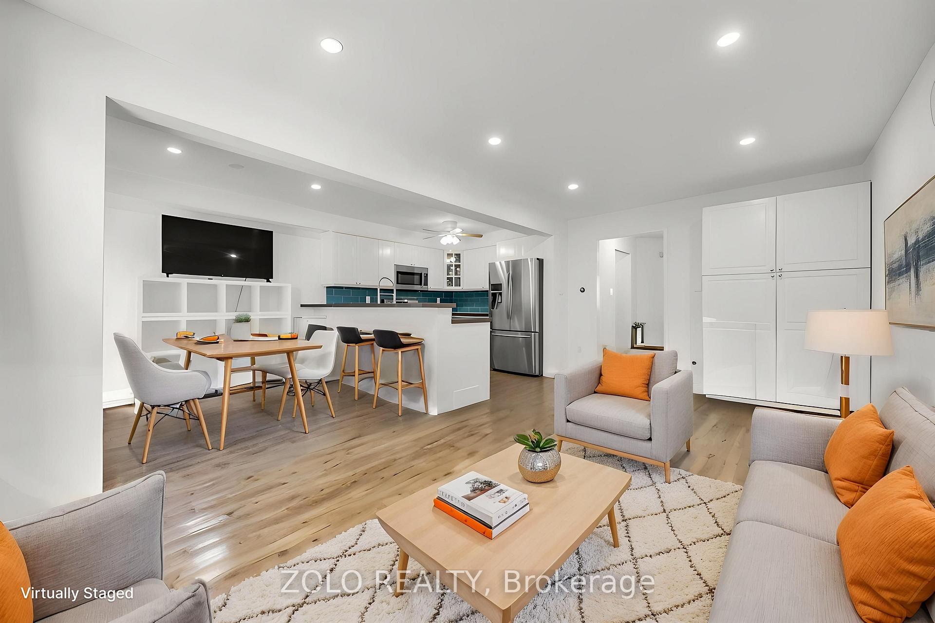 Photo 14 of 215 Park Drive, Whitchurch-Stouffville, Stouffville — HOMEH