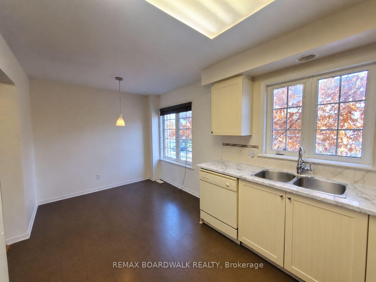 Photo 5 of Unit 243, 90 Edenvale Drive, Ottawa, Kanata - Beaverbrook — HOMEH
