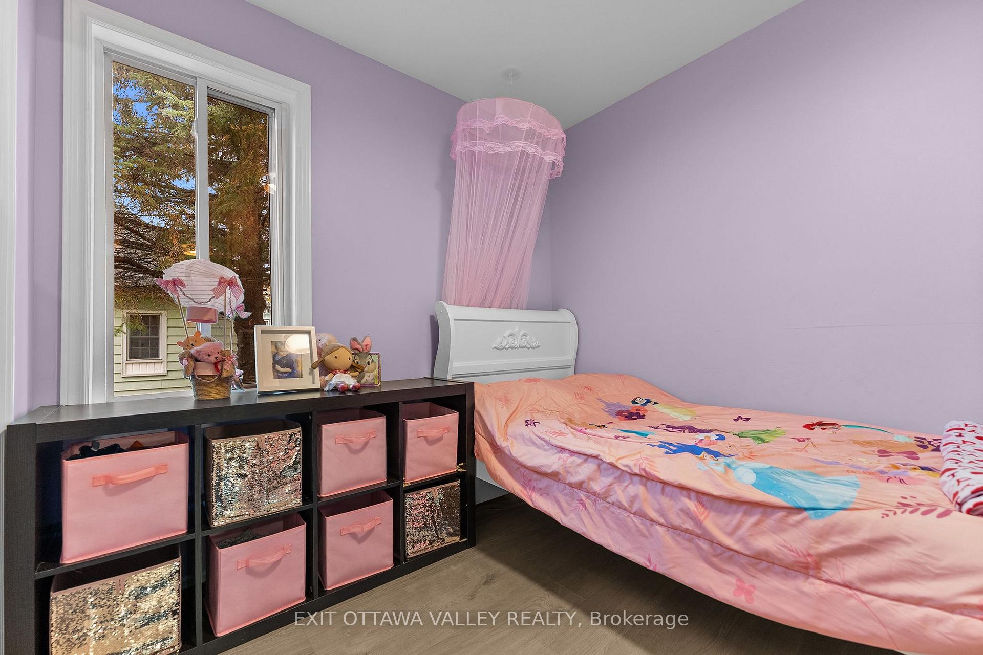 Photo 15 of 106 Bonnechere Street E, Bonnechere Valley, Eganville/Bonnechere Twp — HOMEH