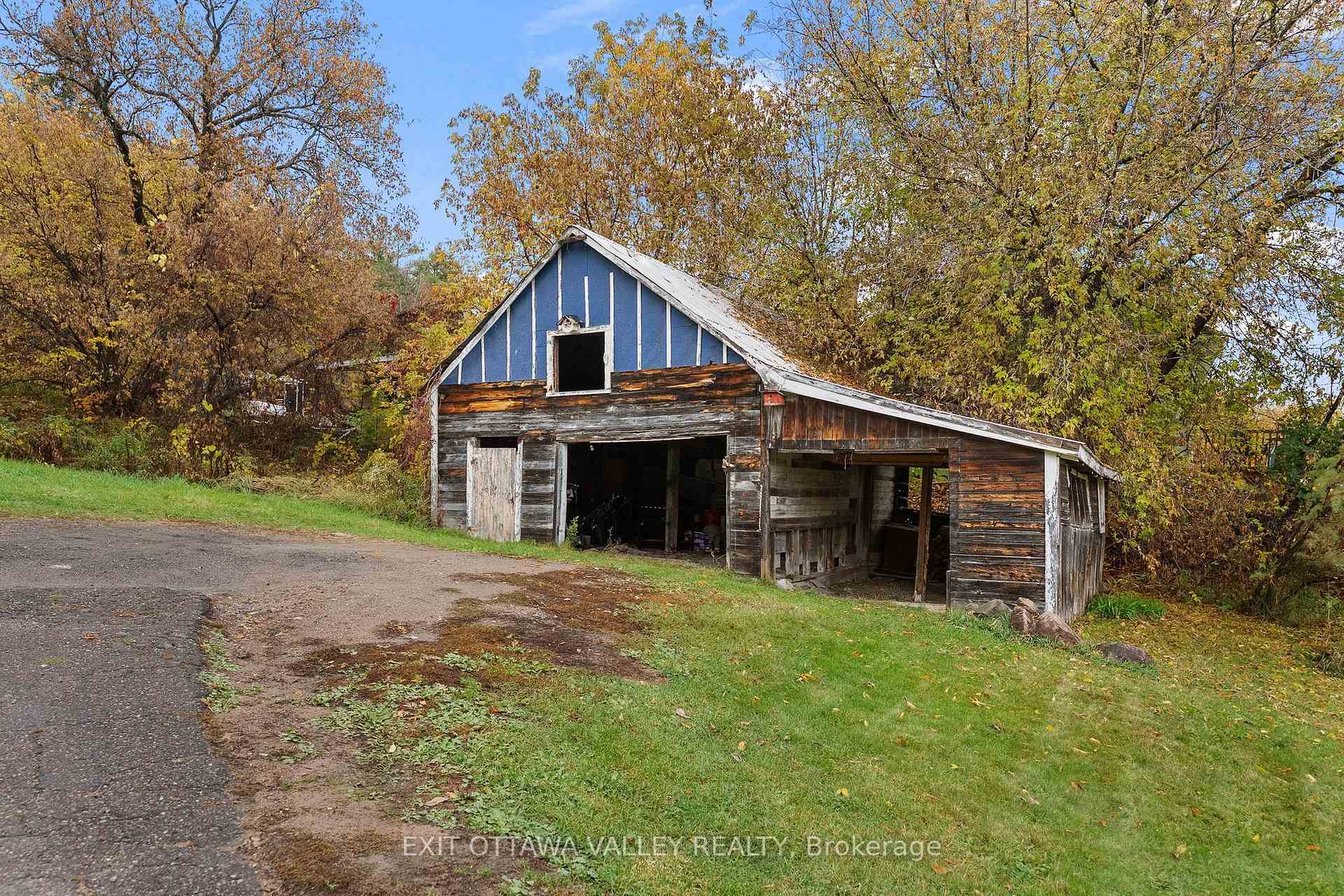 Photo 22 of 106 Bonnechere Street E, Bonnechere Valley, Eganville/Bonnechere Twp — HOMEH