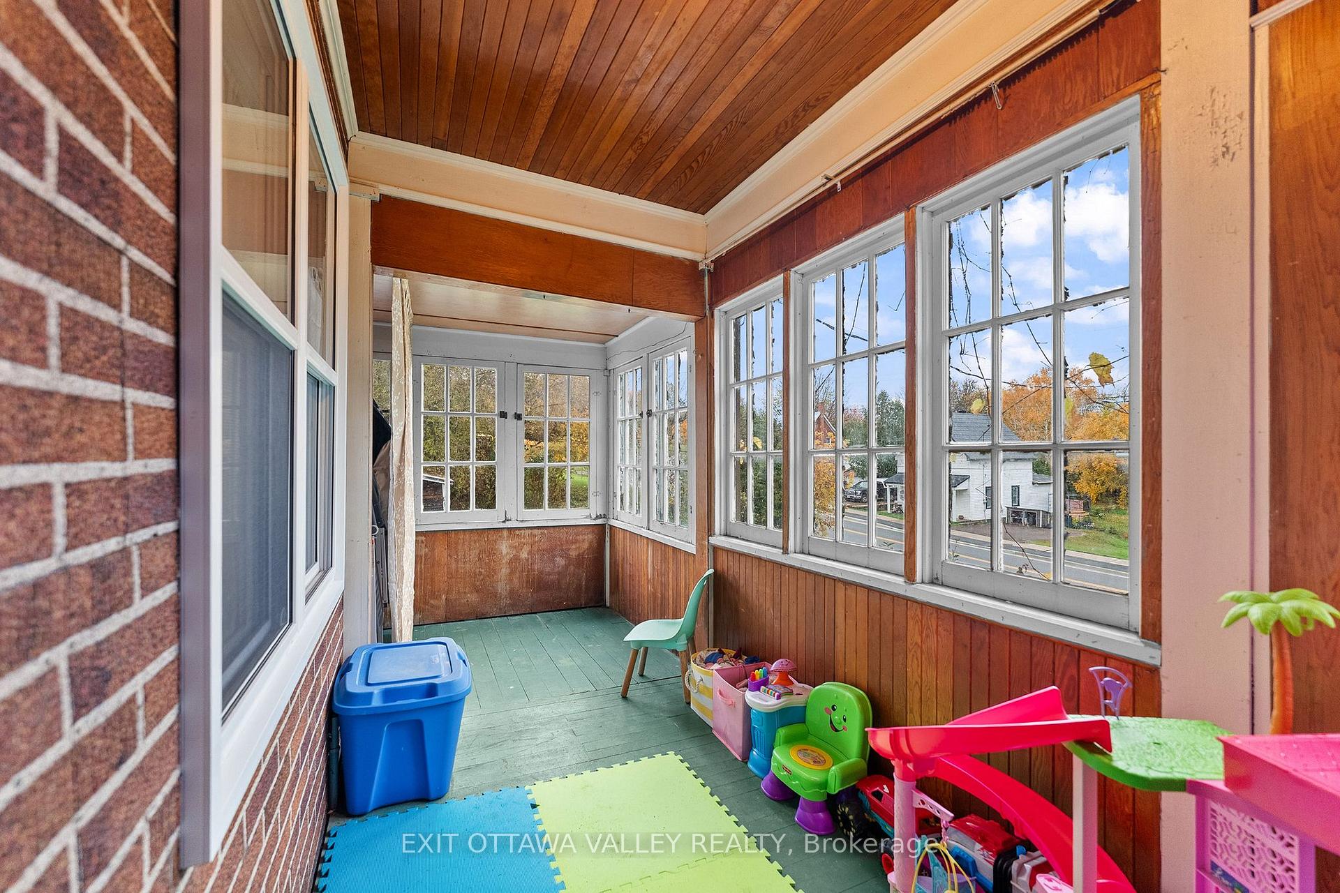Photo 24 of 106 Bonnechere Street E, Bonnechere Valley, Eganville/Bonnechere Twp — HOMEH