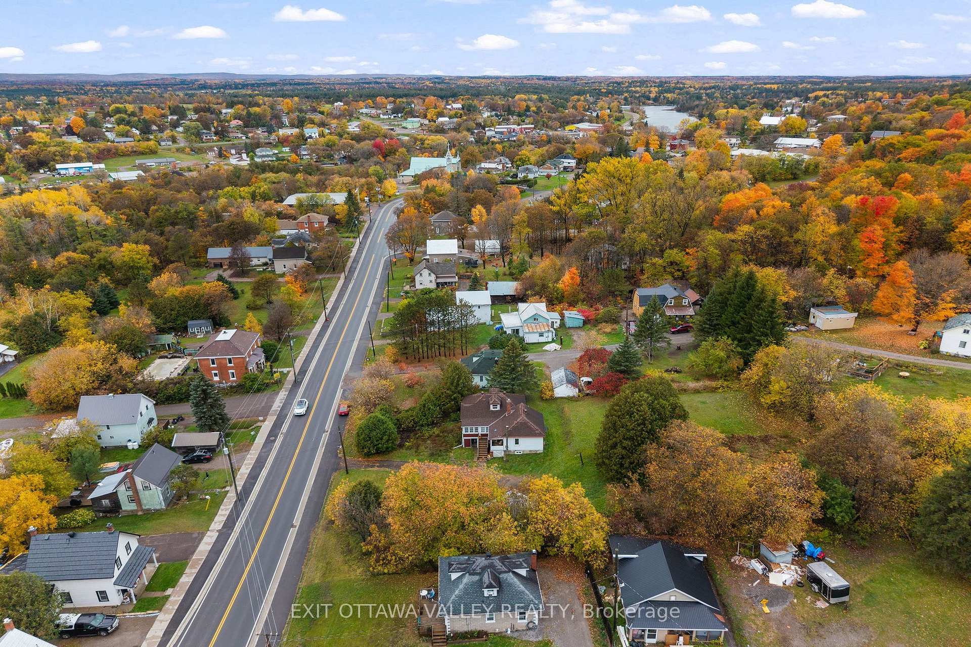 Photo 29 of 106 Bonnechere Street E, Bonnechere Valley, Eganville/Bonnechere Twp — HOMEH