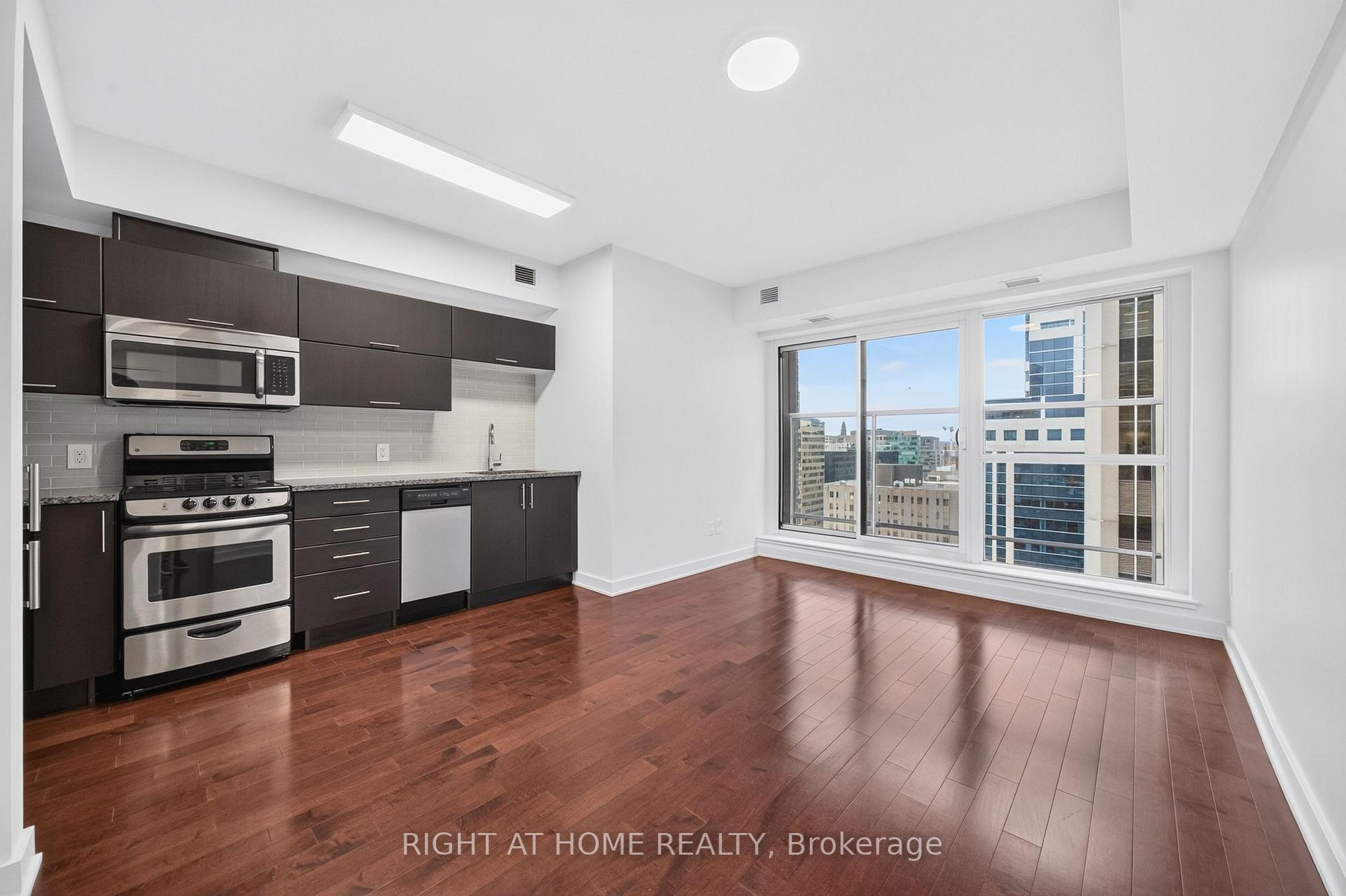 Photo 11 of Unit 1902, 40 Nepean Street, Ottawa, Ottawa Centre — HOMEH