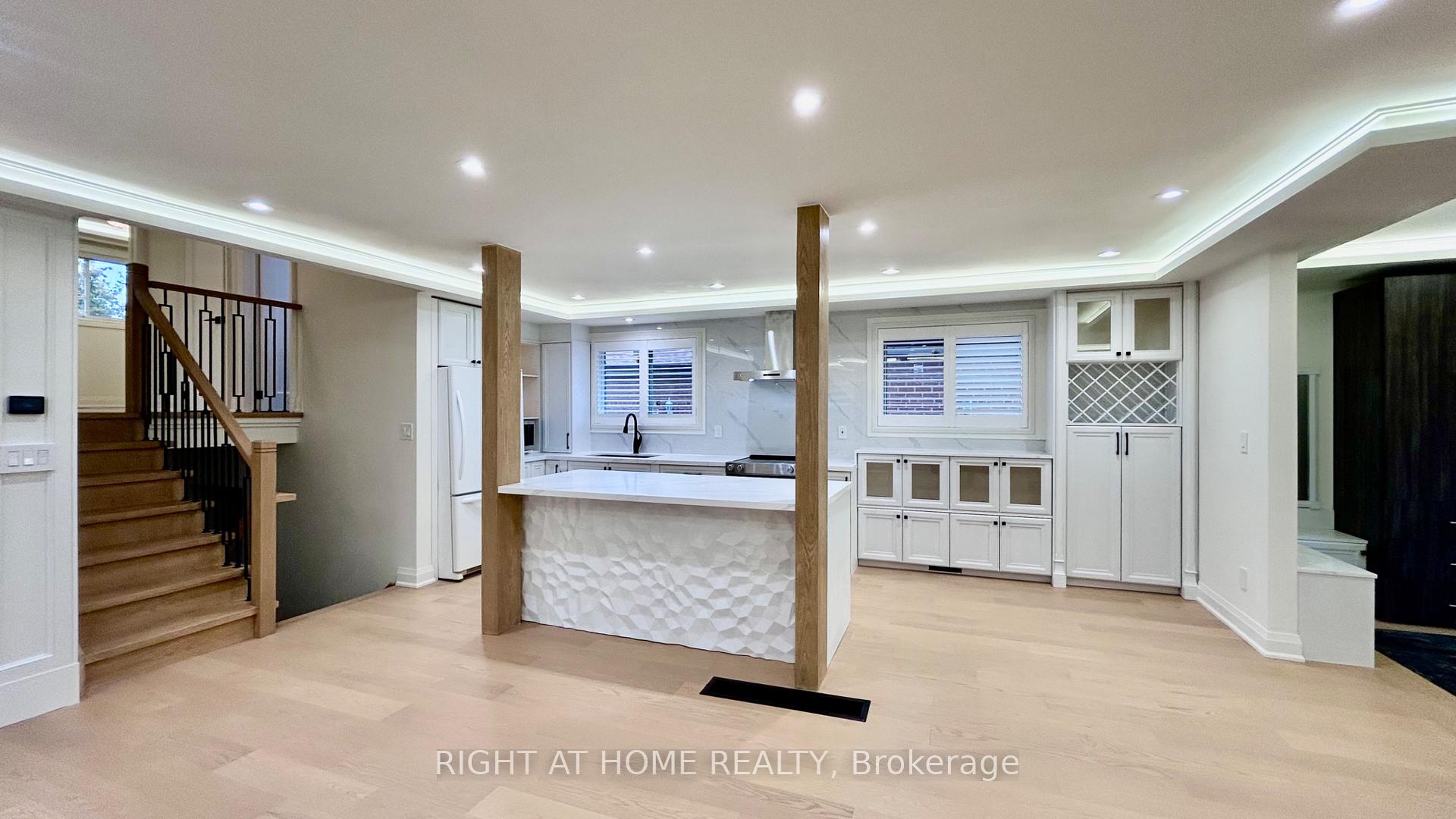 Photo 5 of 575 Eversley Drive, Mississauga, Mississauga Valleys — HOMEH