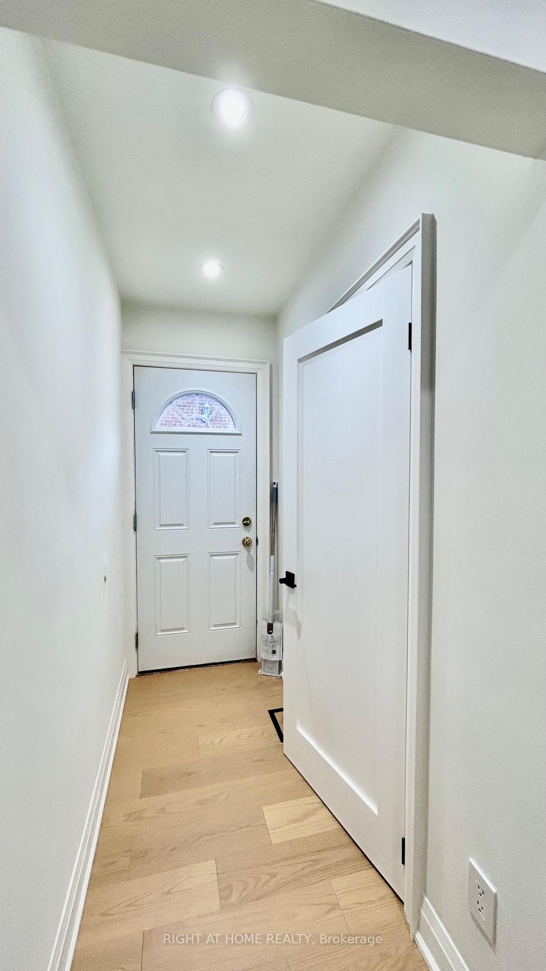 Photo 26 of 575 Eversley Drive, Mississauga, Mississauga Valleys — HOMEH