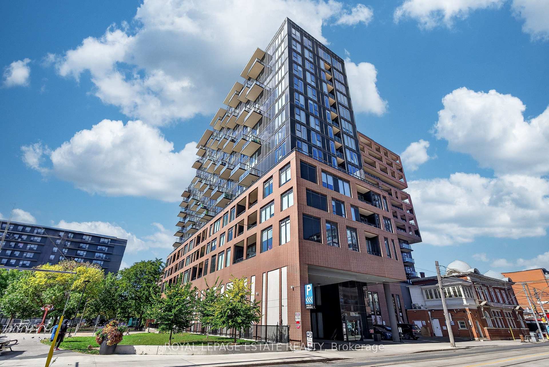 Photo of Unit 626, 270 Dufferin Street