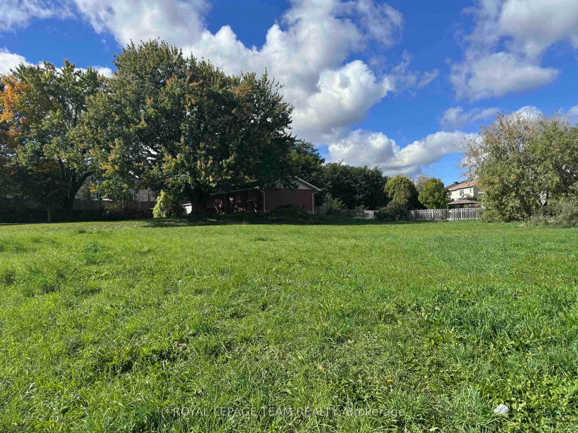 Photo 3 of 1135 Klondike Road, Ottawa, Kanata - Morgan's Grant/South March — HOMEH