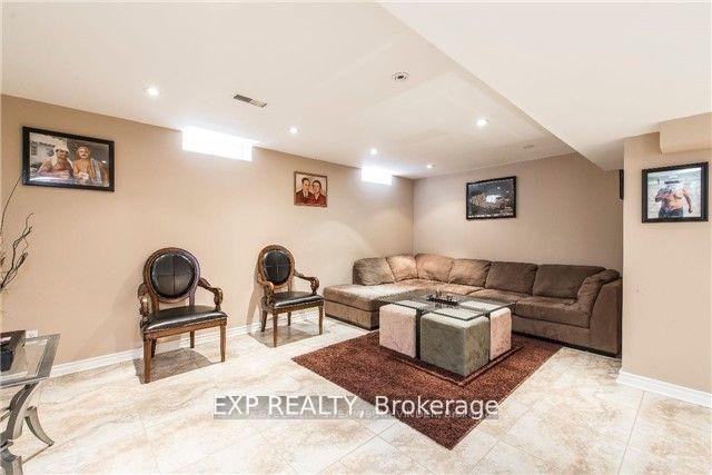 Photo 6 of Unit LOWER, 4 Trailview Lane, Caledon, Bolton West — HOMEH