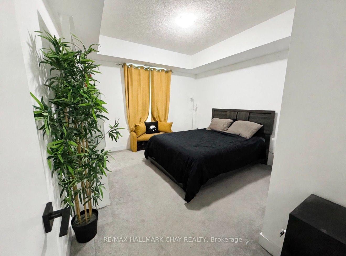 Photo 19 of Unit 304, 5 Chef Lane, Barrie, Rural Barrie Southeast — HOMEH