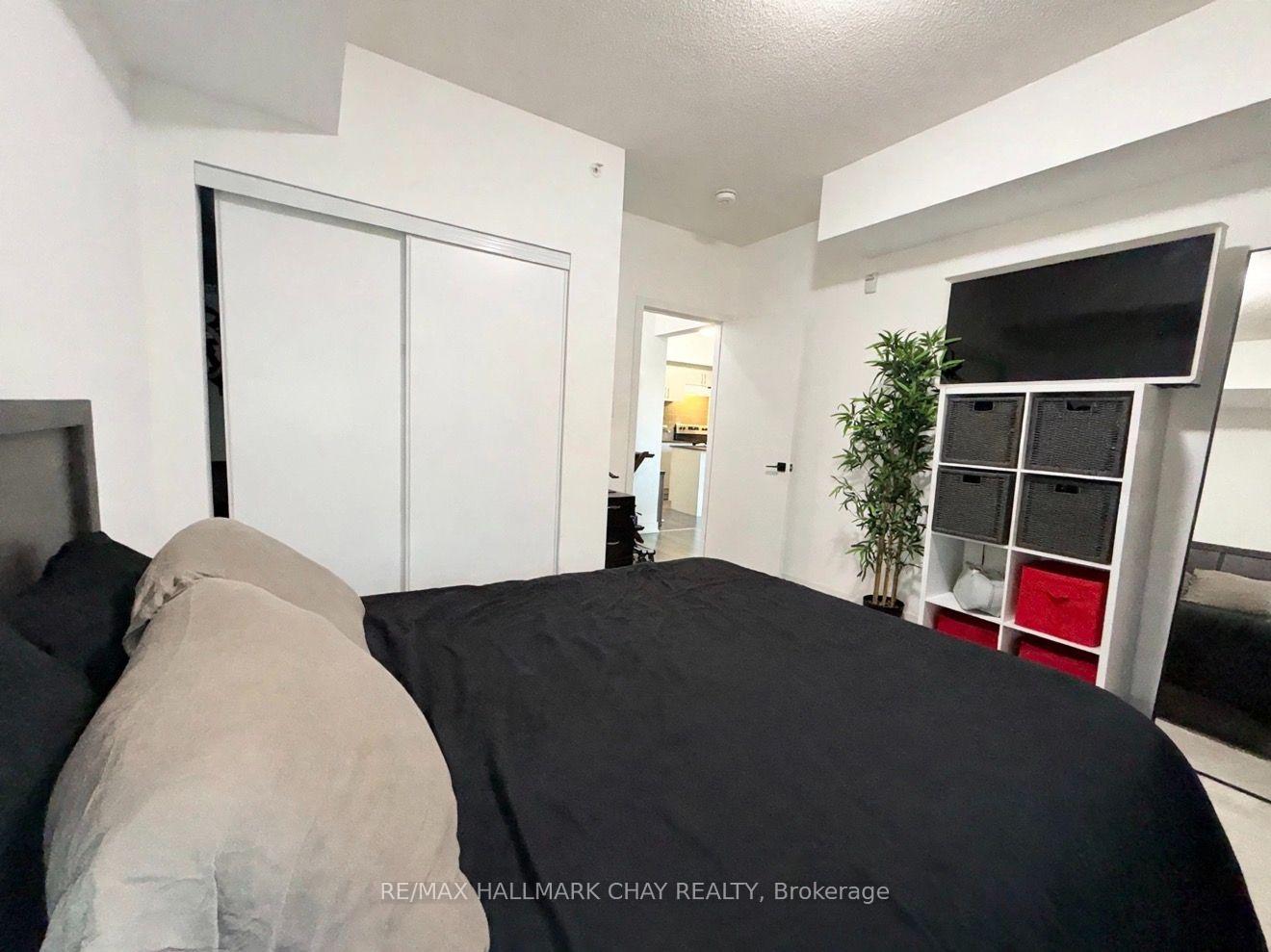 Photo 23 of Unit 304, 5 Chef Lane, Barrie, Rural Barrie Southeast — HOMEH