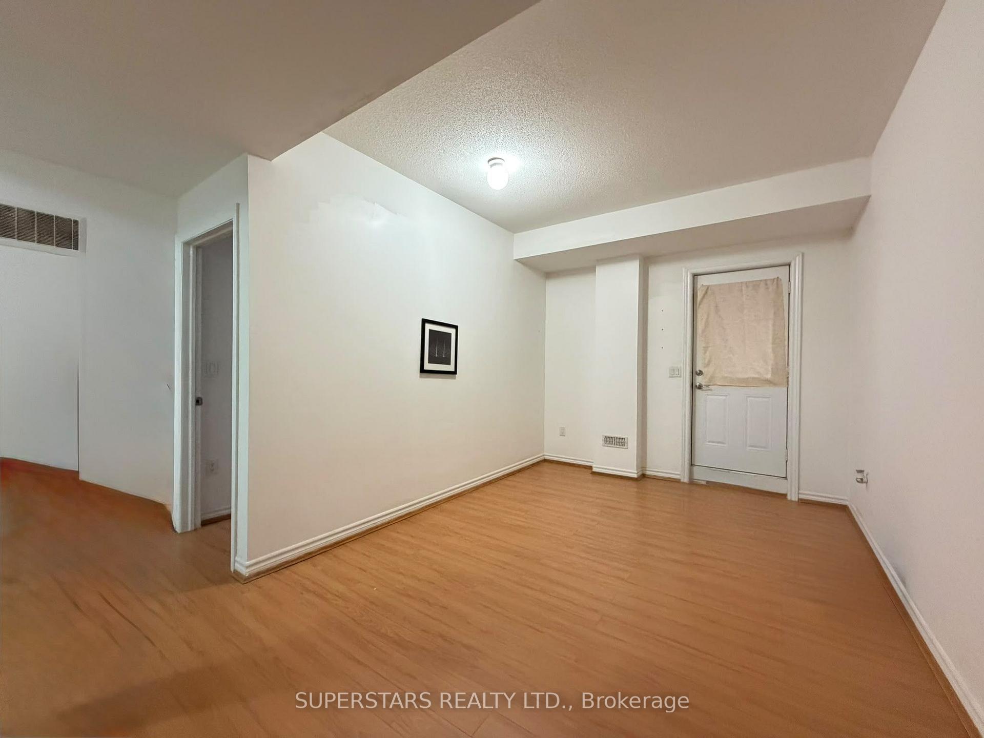 Photo 4 of Unit Basement, 11 Zeng Cheng Drive, Markham, Victoria Square — HOMEH