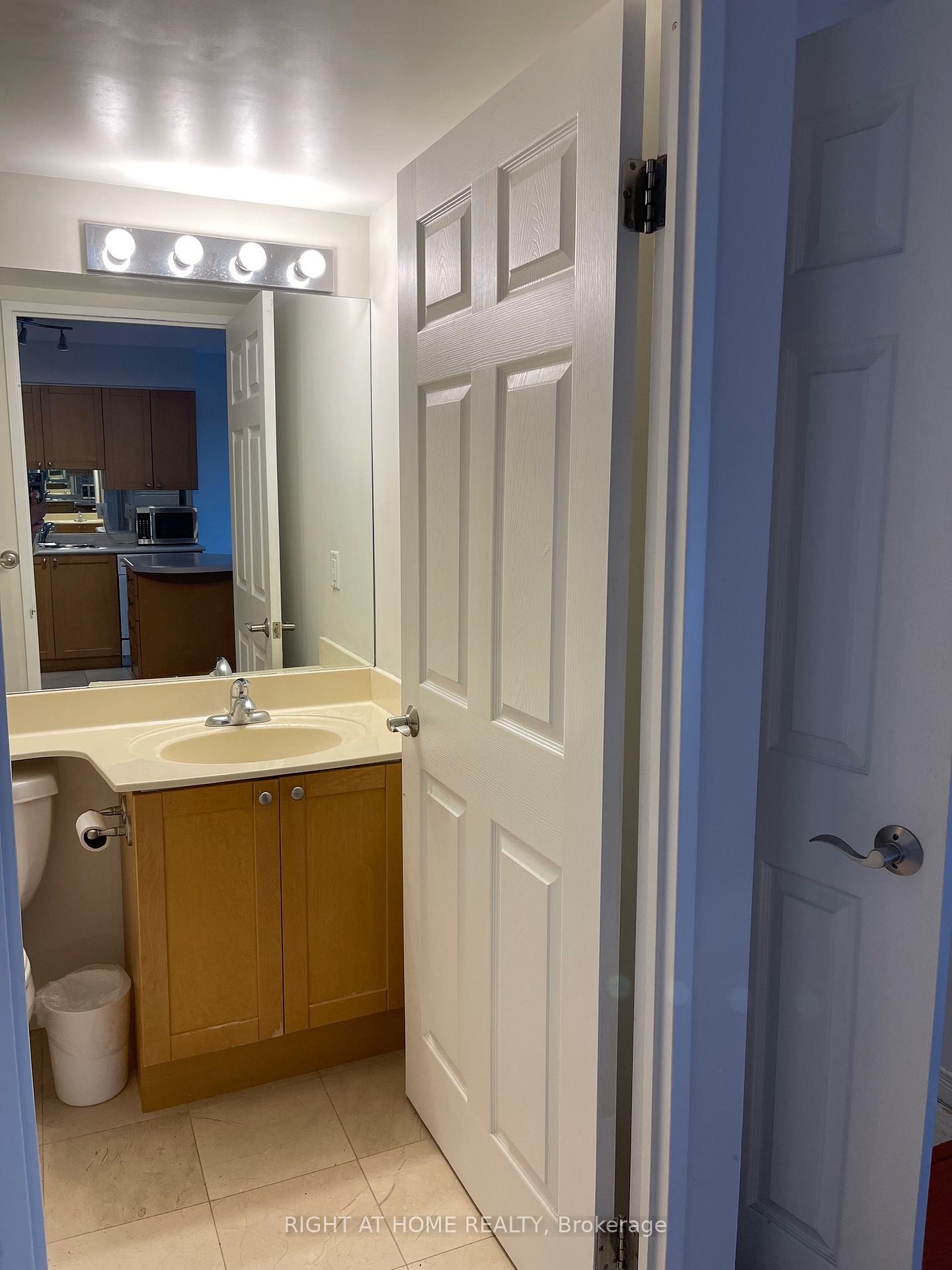 Photo 9 of Unit 1106, 230 King Street E, Toronto, Moss Park — HOMEH