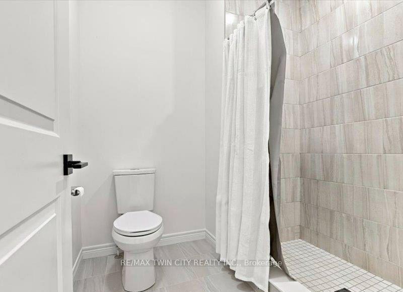 Photo 14 of 905 Broadacre Place, Kitchener, Pioneer Park/Doon/Wyldwoods — HOMEH