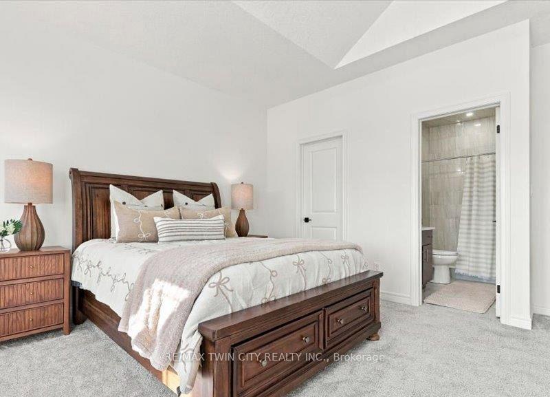 Photo 19 of 905 Broadacre Place, Kitchener, Pioneer Park/Doon/Wyldwoods — HOMEH