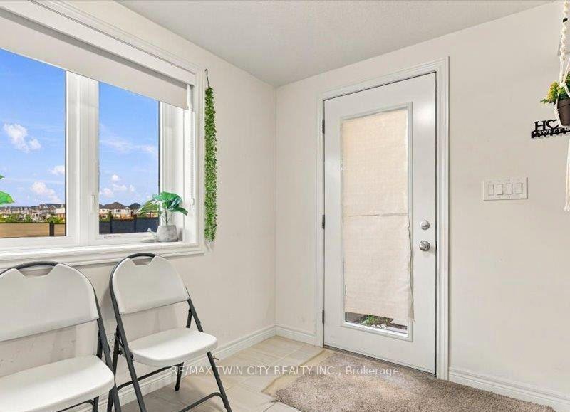 Photo 23 of 905 Broadacre Place, Kitchener, Pioneer Park/Doon/Wyldwoods — HOMEH