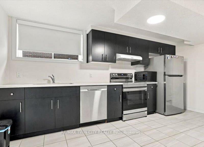 Photo 25 of 905 Broadacre Place, Kitchener, Pioneer Park/Doon/Wyldwoods — HOMEH