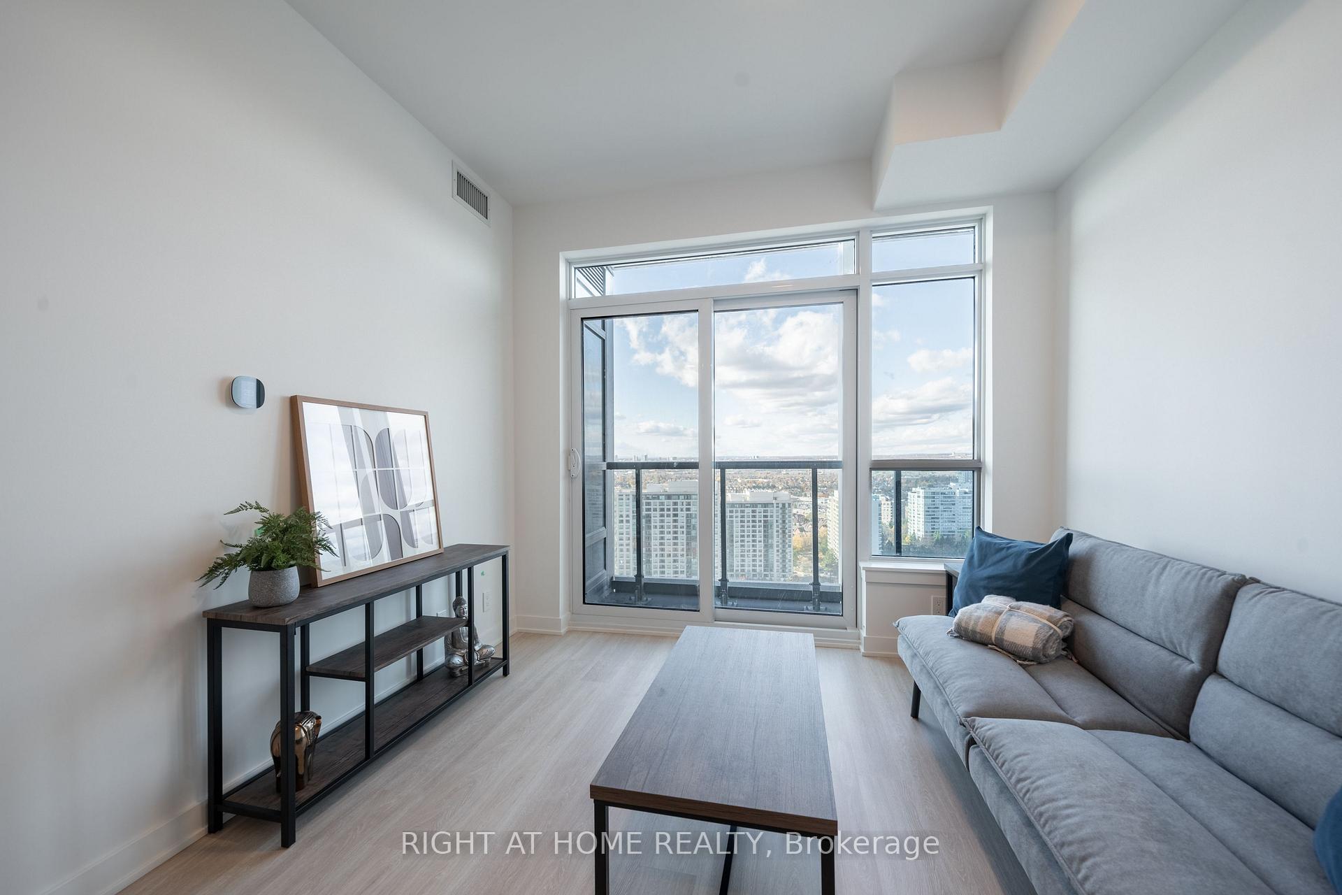 Photo of Unit 2406, 50 Upper Mall Way