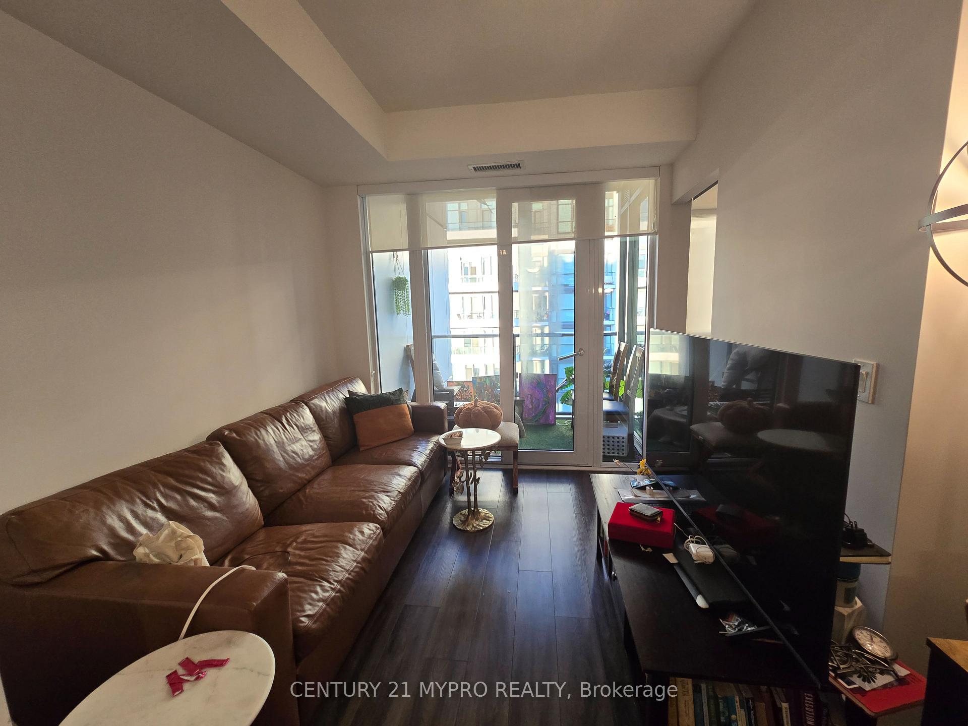 Photo 5 of Unit 927, 60 Princess Street, Toronto, Moss Park — HOMEH