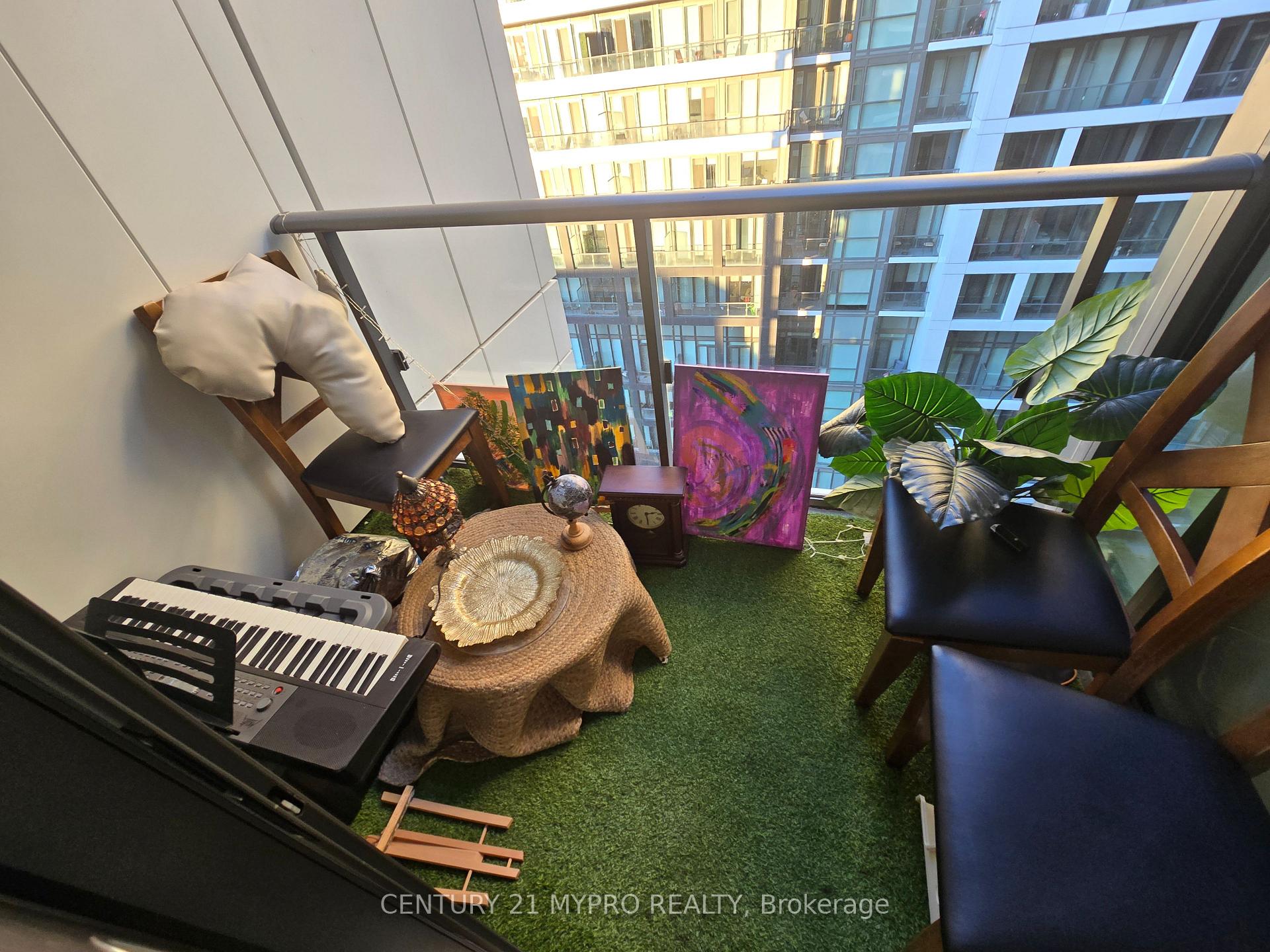 Photo 18 of Unit 927, 60 Princess Street, Toronto, Moss Park — HOMEH